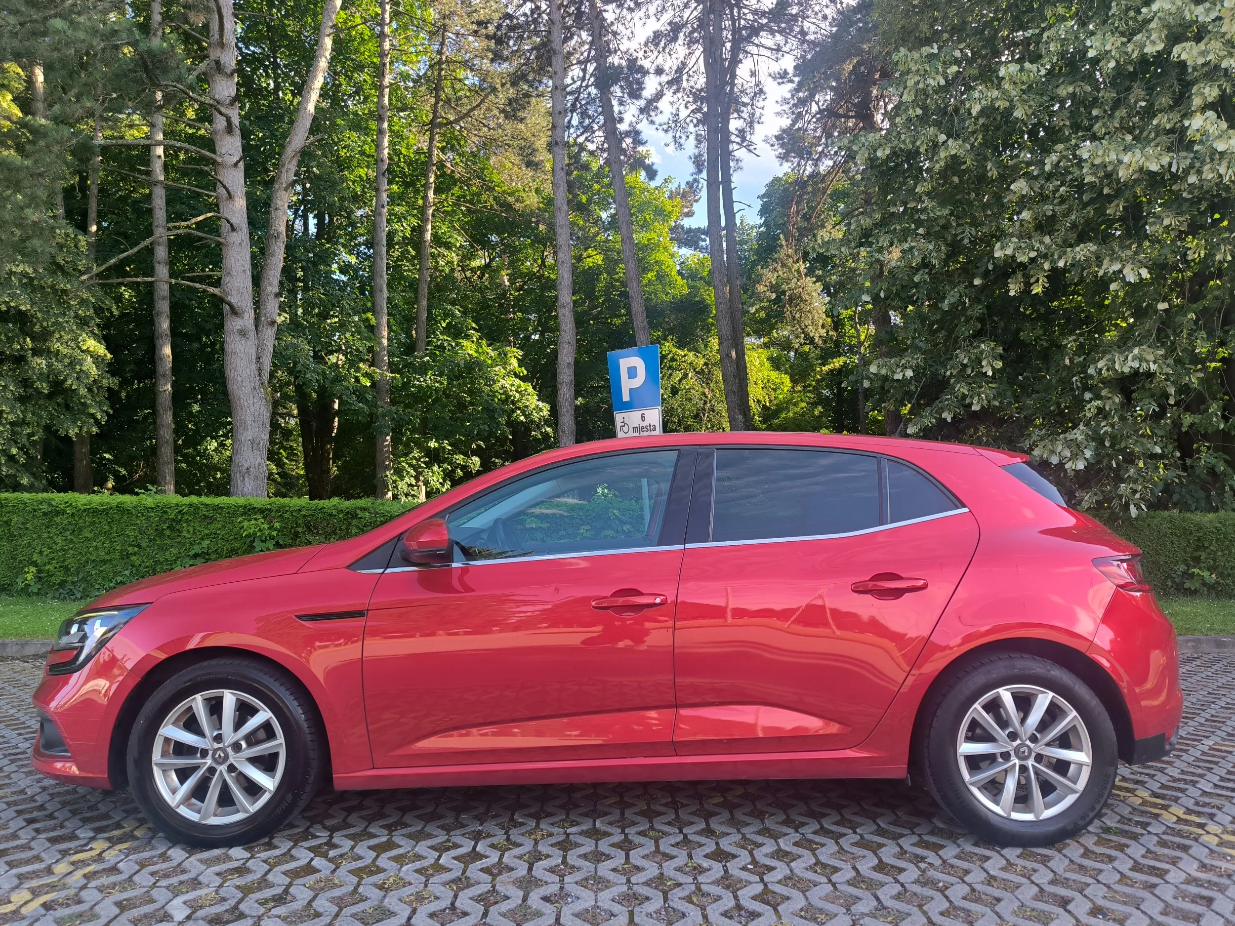 renault megane 1,5 dci, hr auto, 1. vlasnik - slika 2