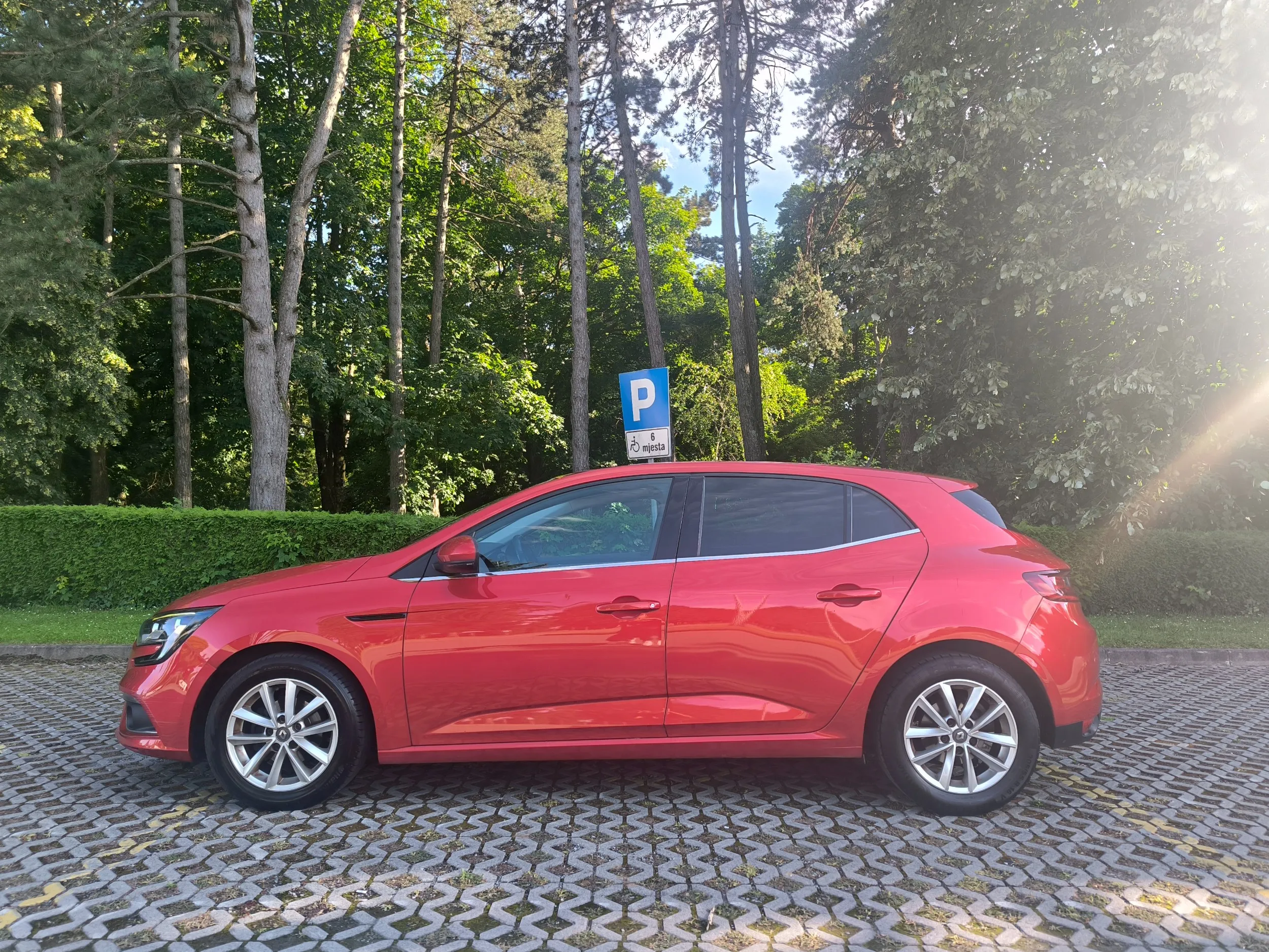 renault megane 1,5 dci, hr auto, 1. vlasnik - slika 3