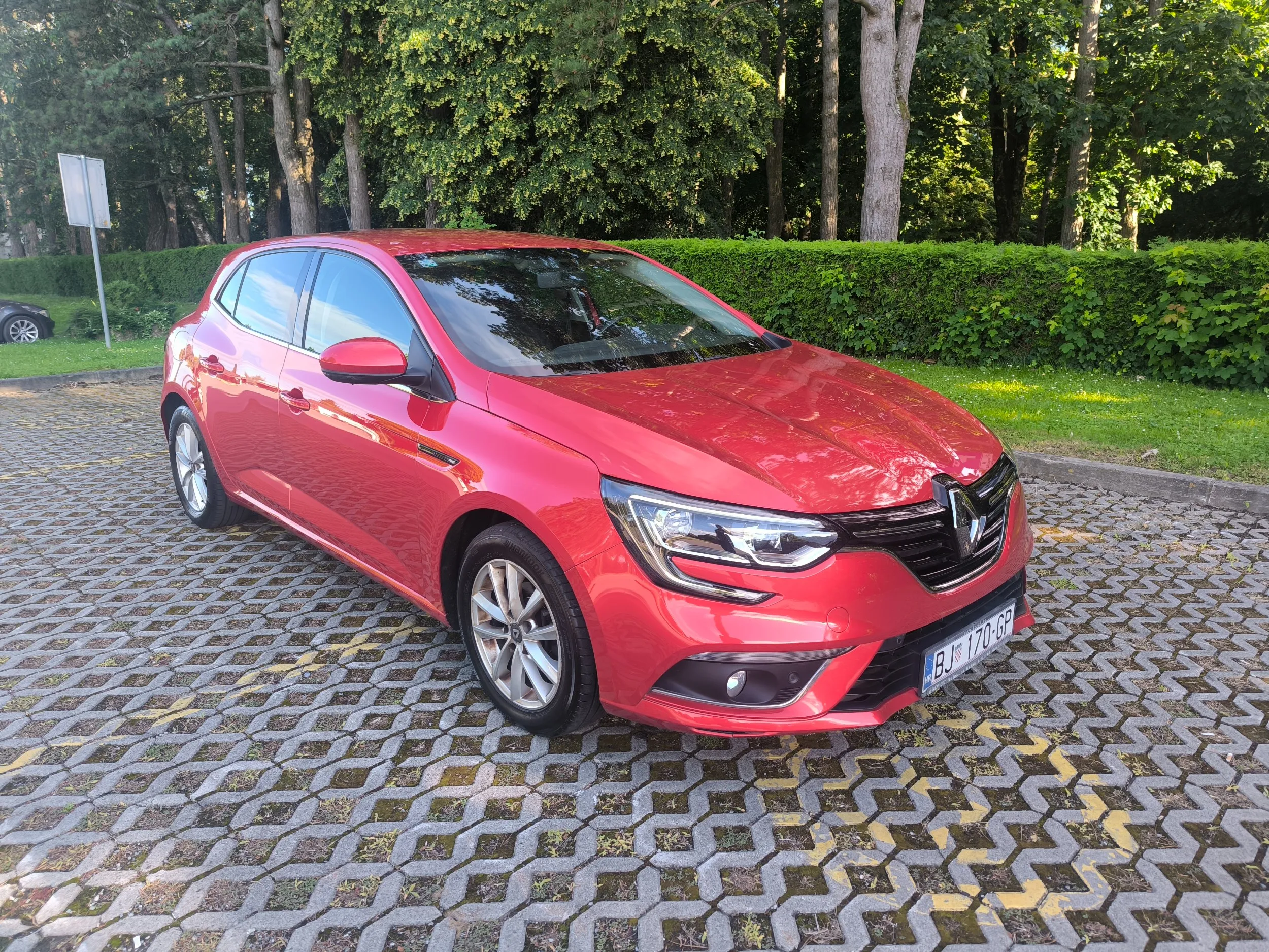 renault megane 1,5 dci, hr auto, 1. vlasnik - slika 9