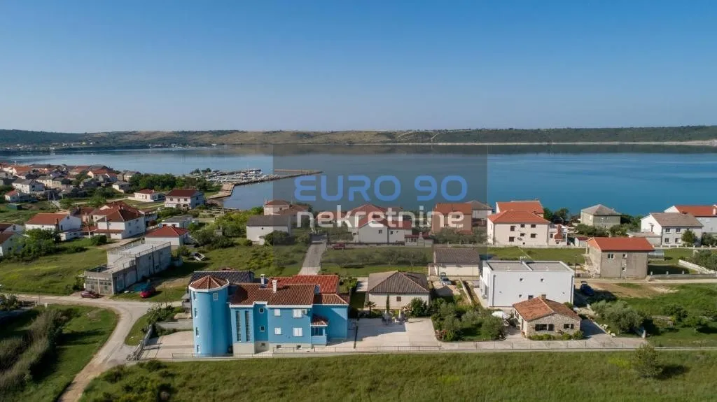 ljubač-kuća s velikim potencijalom 250 m od mora, lokacija,pogled !!! - slika 4