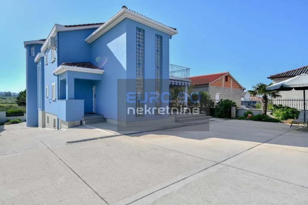 Ljubač-Kuća S Velikim Potencijalom 250 M Od Mora, Lokacija,pogled !!! - Ljubač, Ražanac