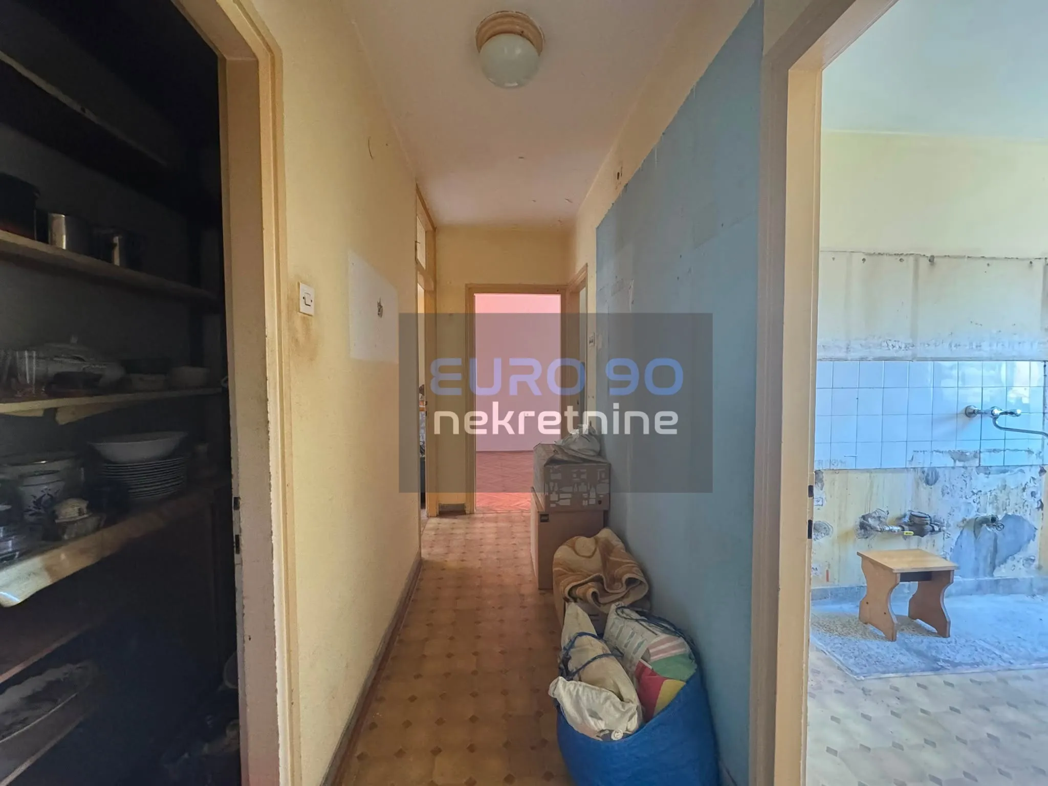 zadar /voštarnica- dvosoban stan s velikim potencijalom 60 m2,lokacija - slika 4