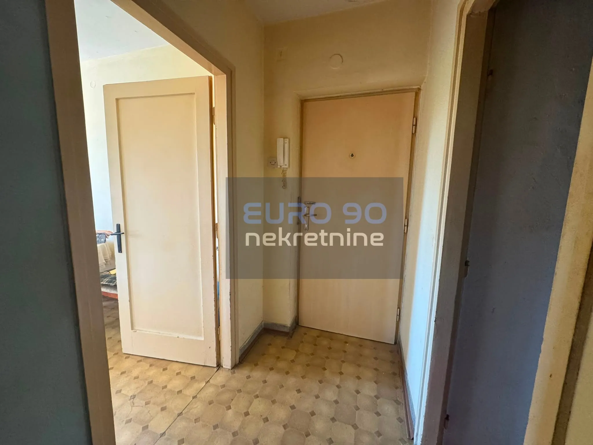zadar /voštarnica- dvosoban stan s velikim potencijalom 60 m2,lokacija - slika 7