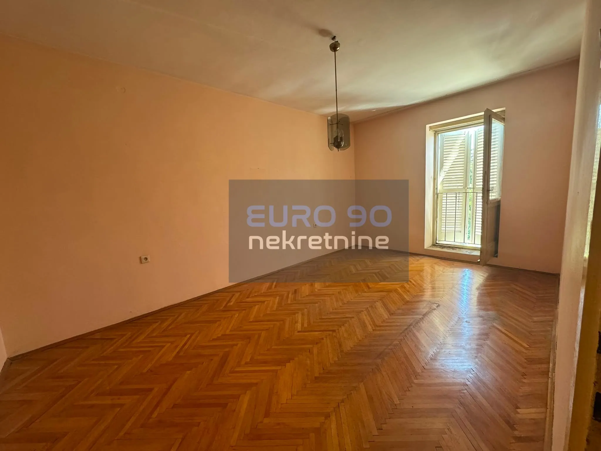 Zadar /voštarnica- Dvosoban Stan S Velikim Potencijalom 60 M2,lokacija
