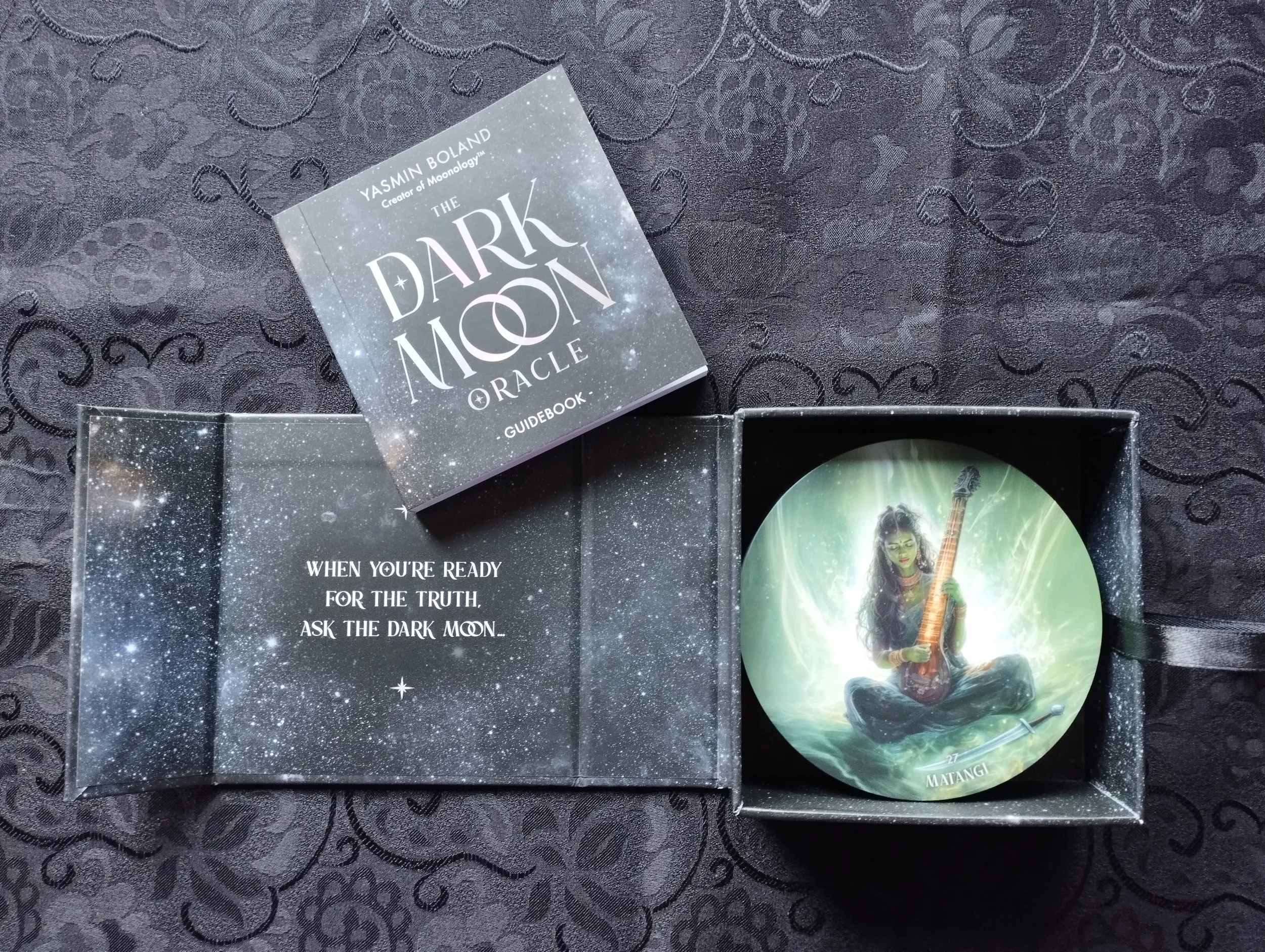 yasmin boland the dark moon oracle karte - slika 3