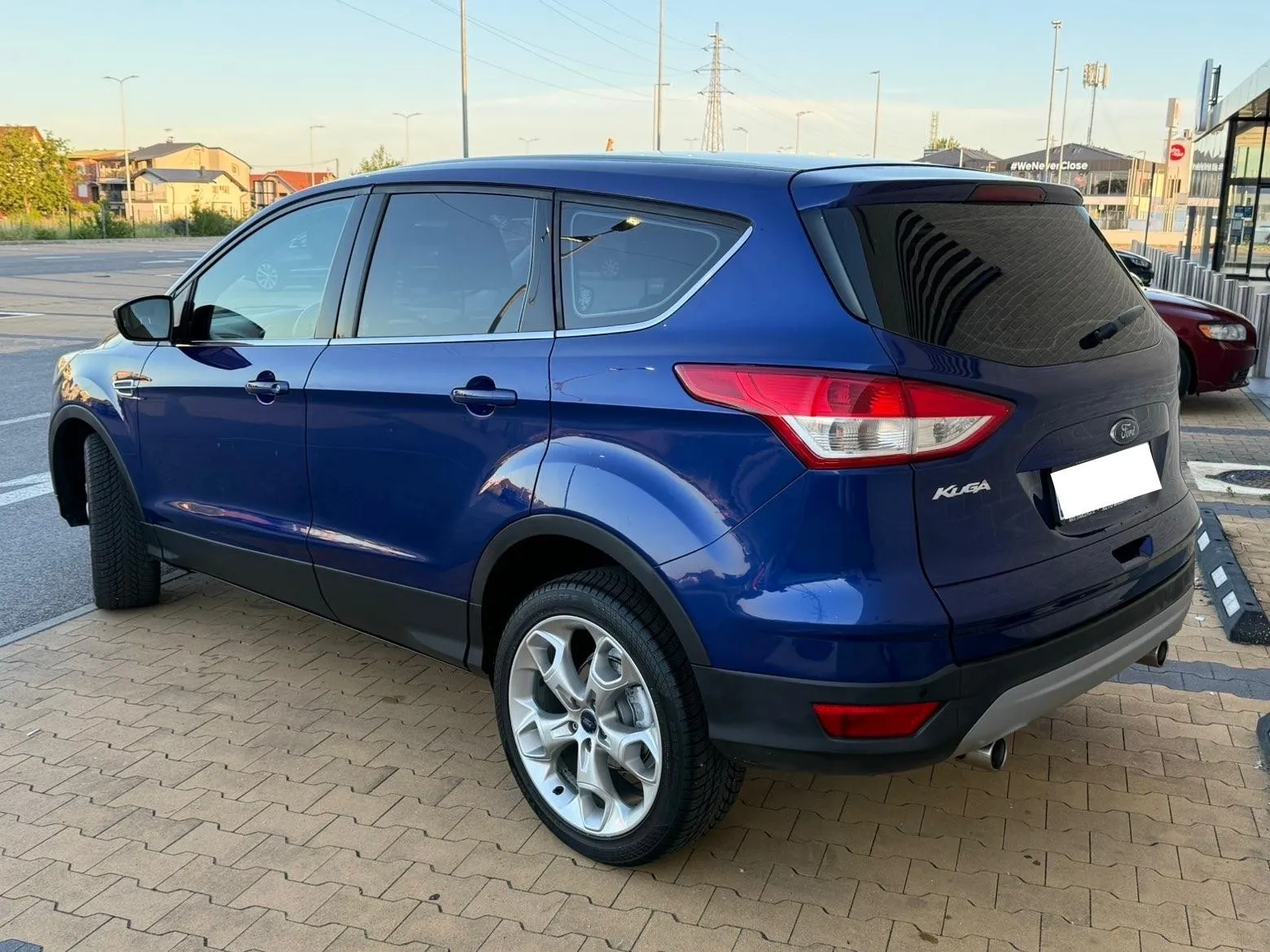 ford kuga 2,0 tdci 4x4 •• titanium paket •• full oprema •• automatic - slika 6