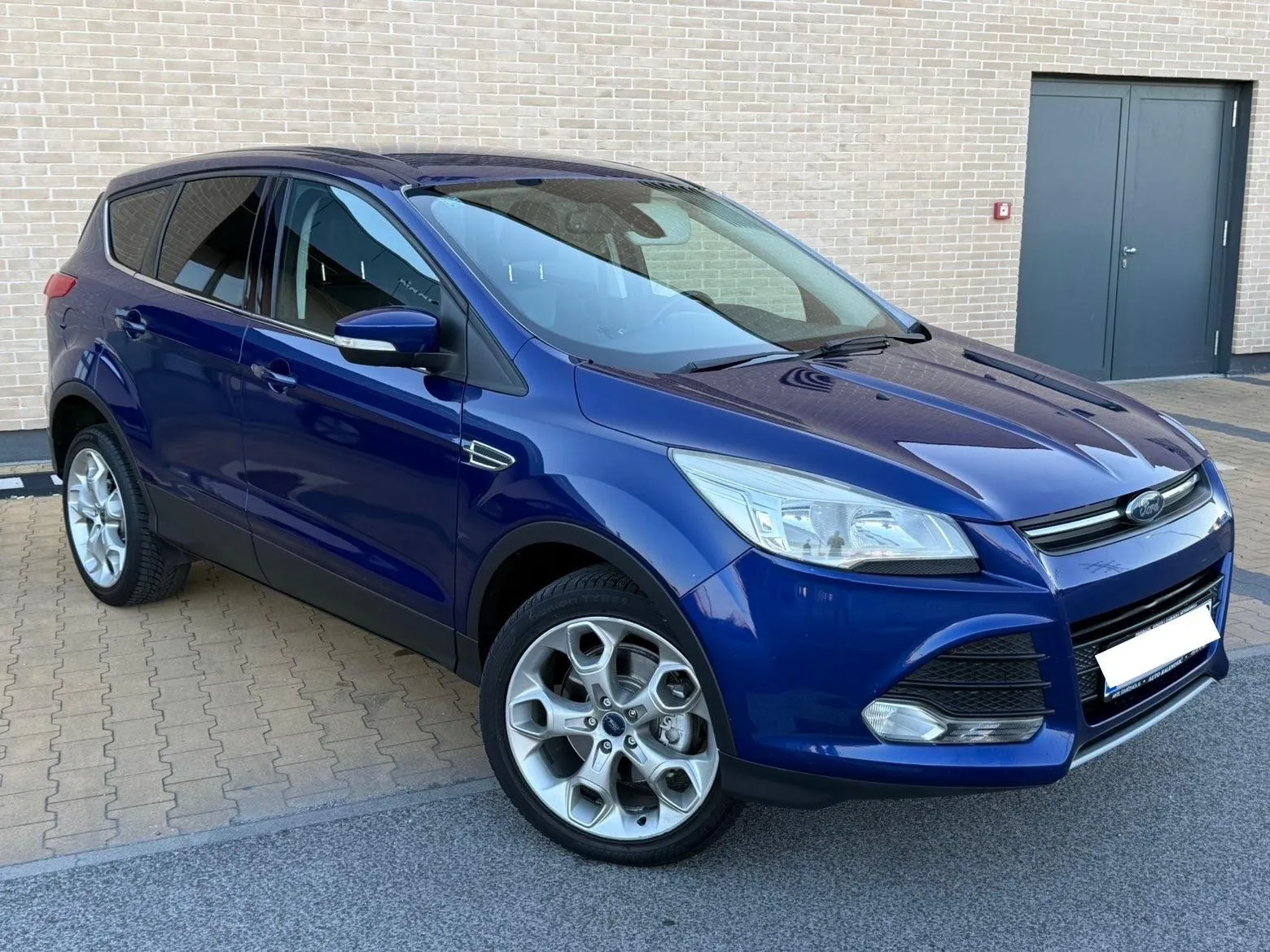 ford kuga 2,0 tdci 4x4 •• titanium paket •• full oprema •• automatic - slika 7