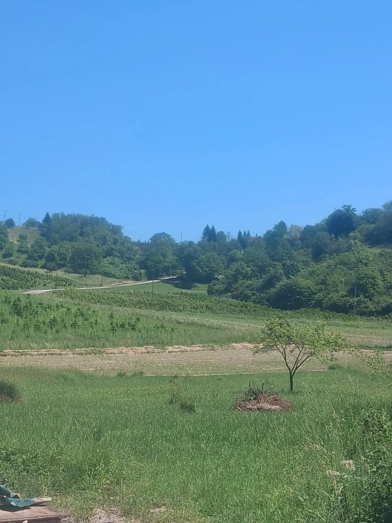 prodajem kuću 300m2 donja pušća - slika 10