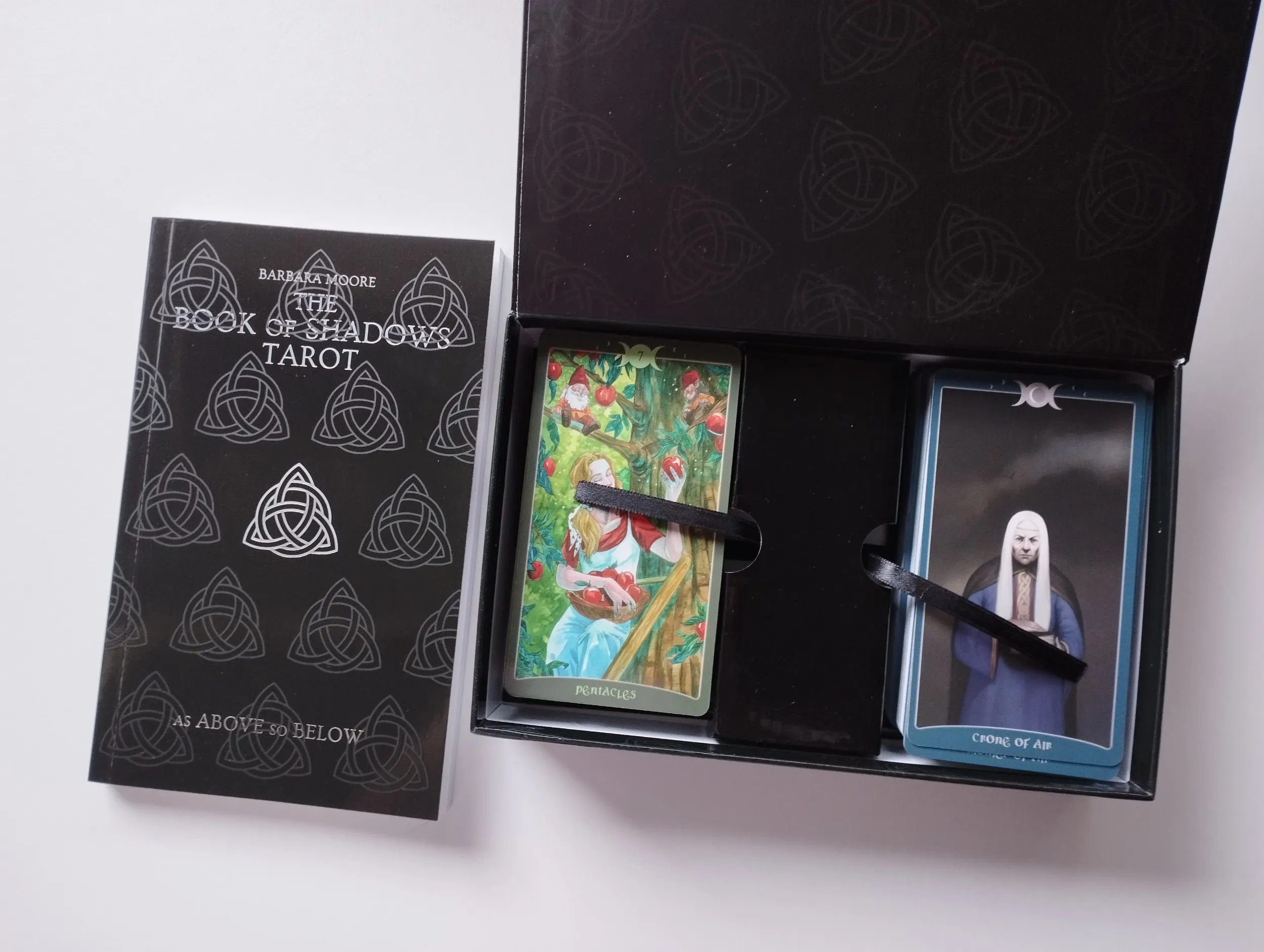 barbara moore - the book of shadows tarot set - karte - slika 4