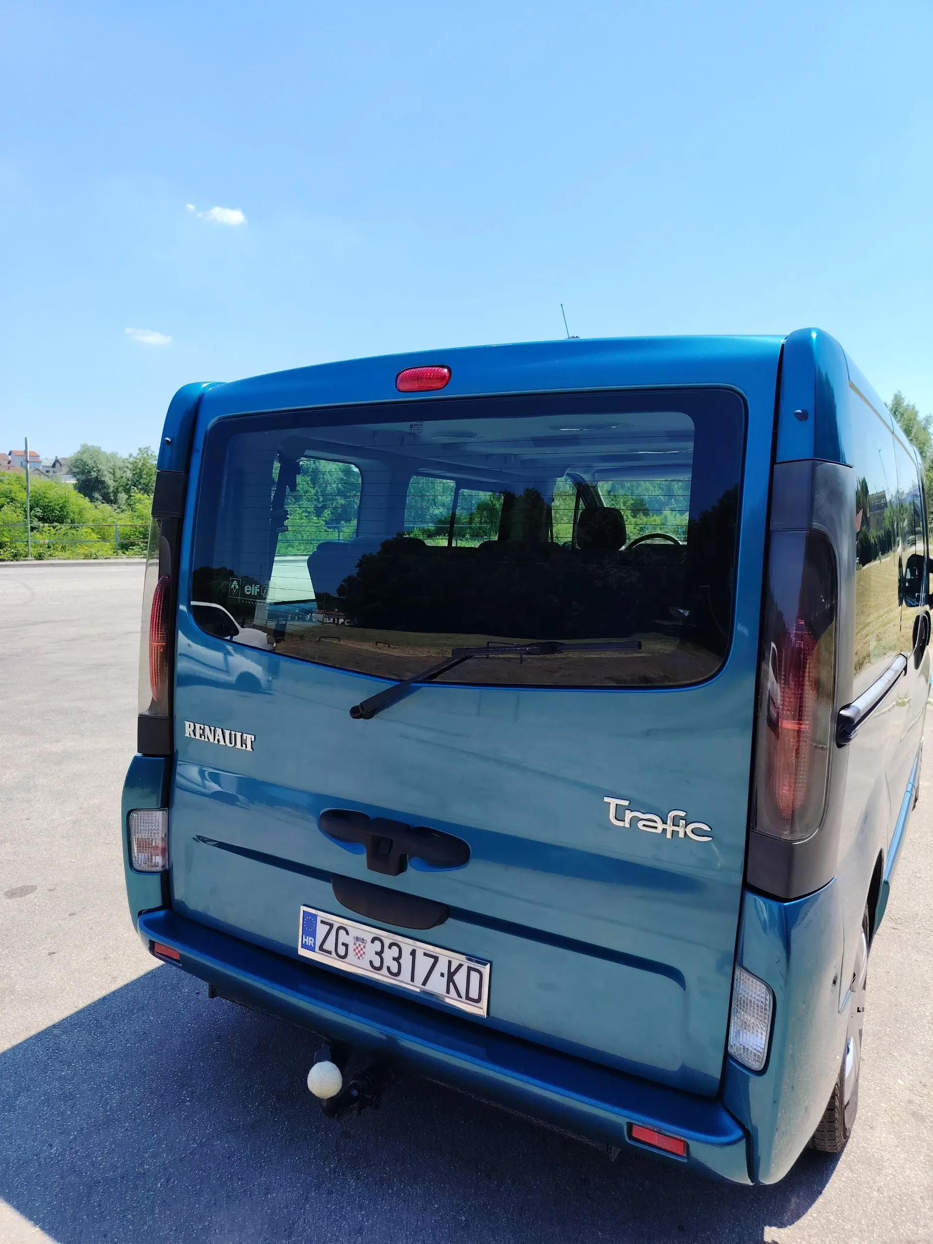 renault trafic 2,5 dci 140 generation multivan - slika 7