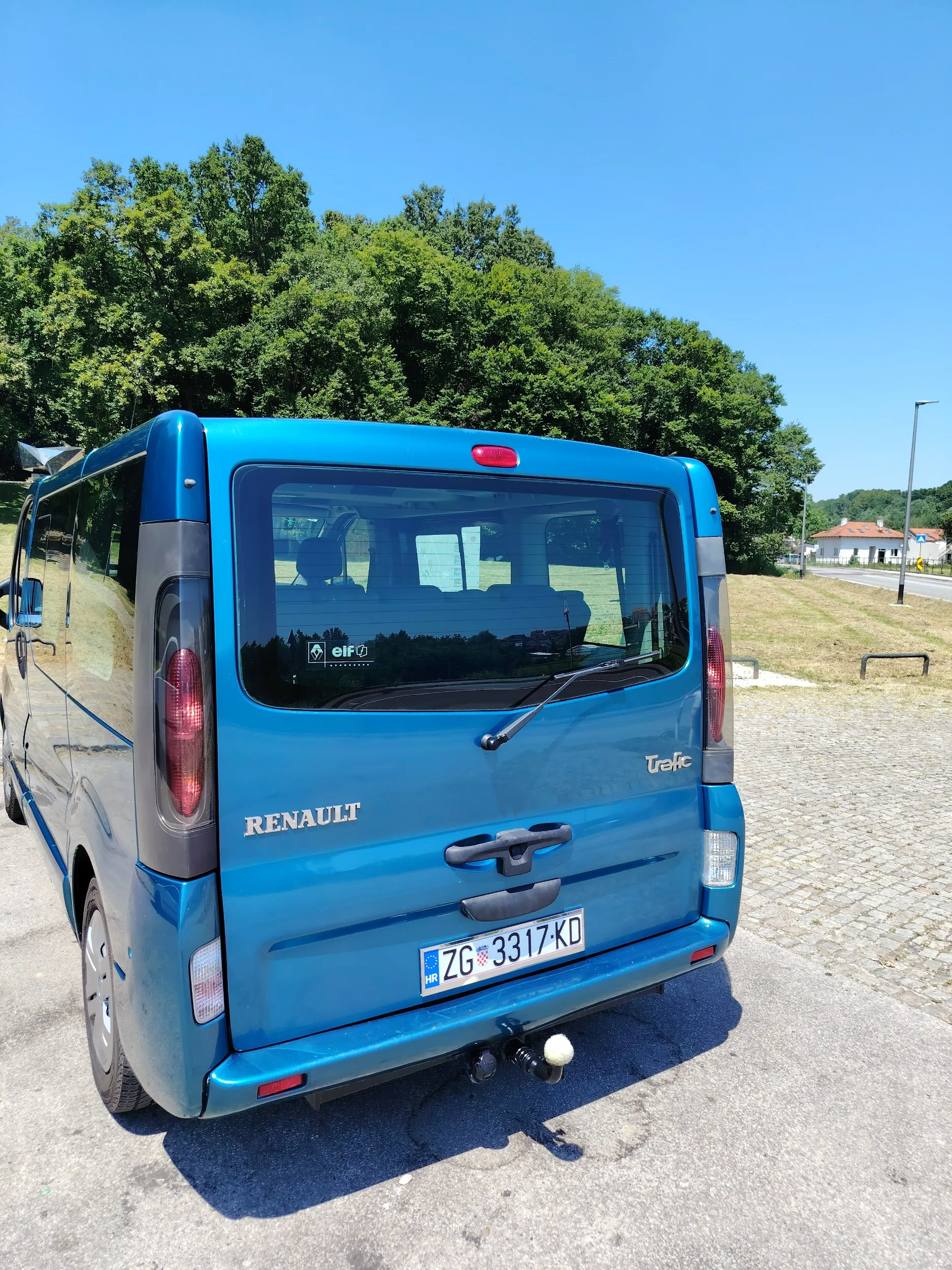 renault trafic 2,5 dci 140 generation multivan - slika 8