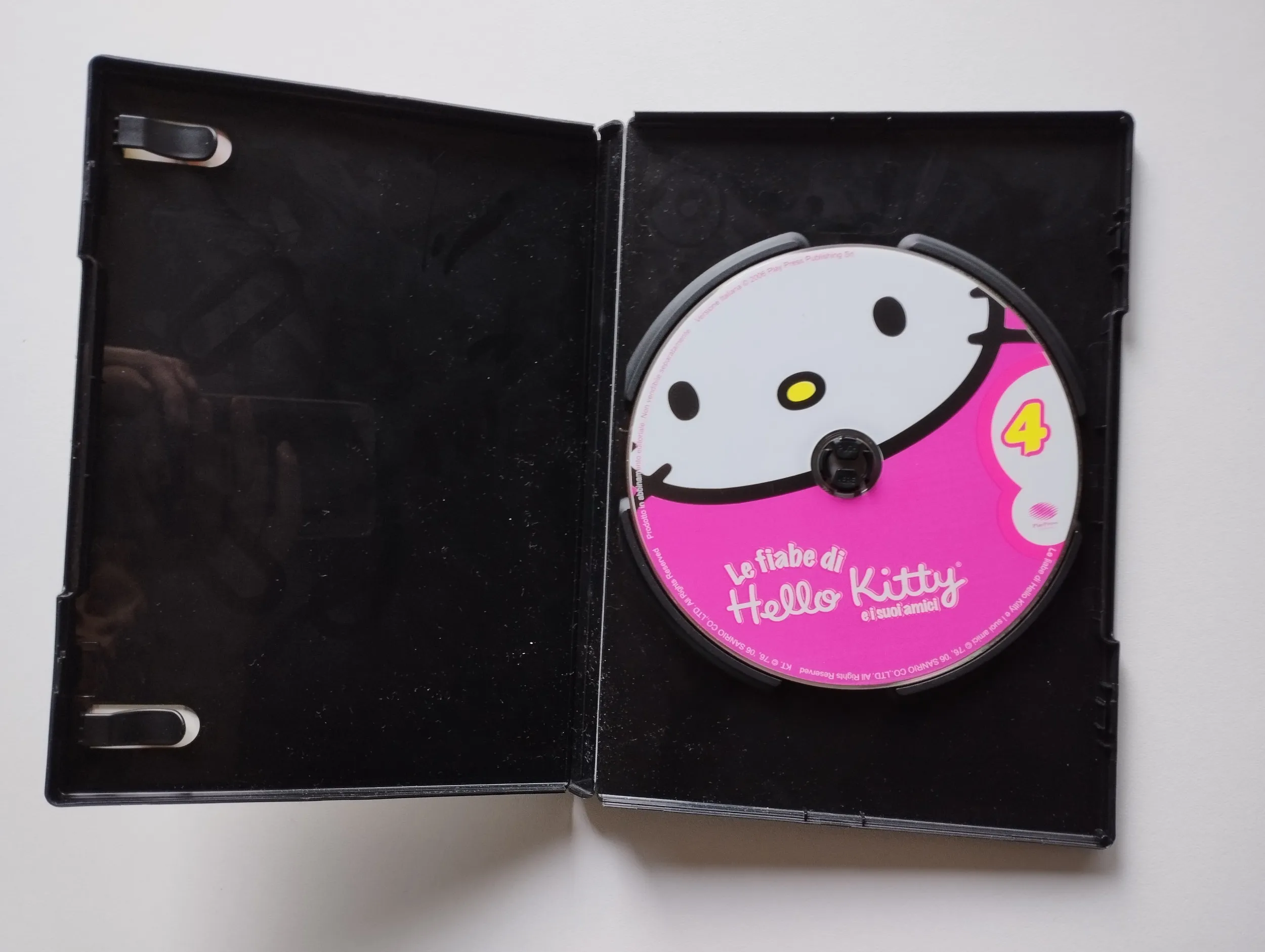 hello kitty dvd - slika 4