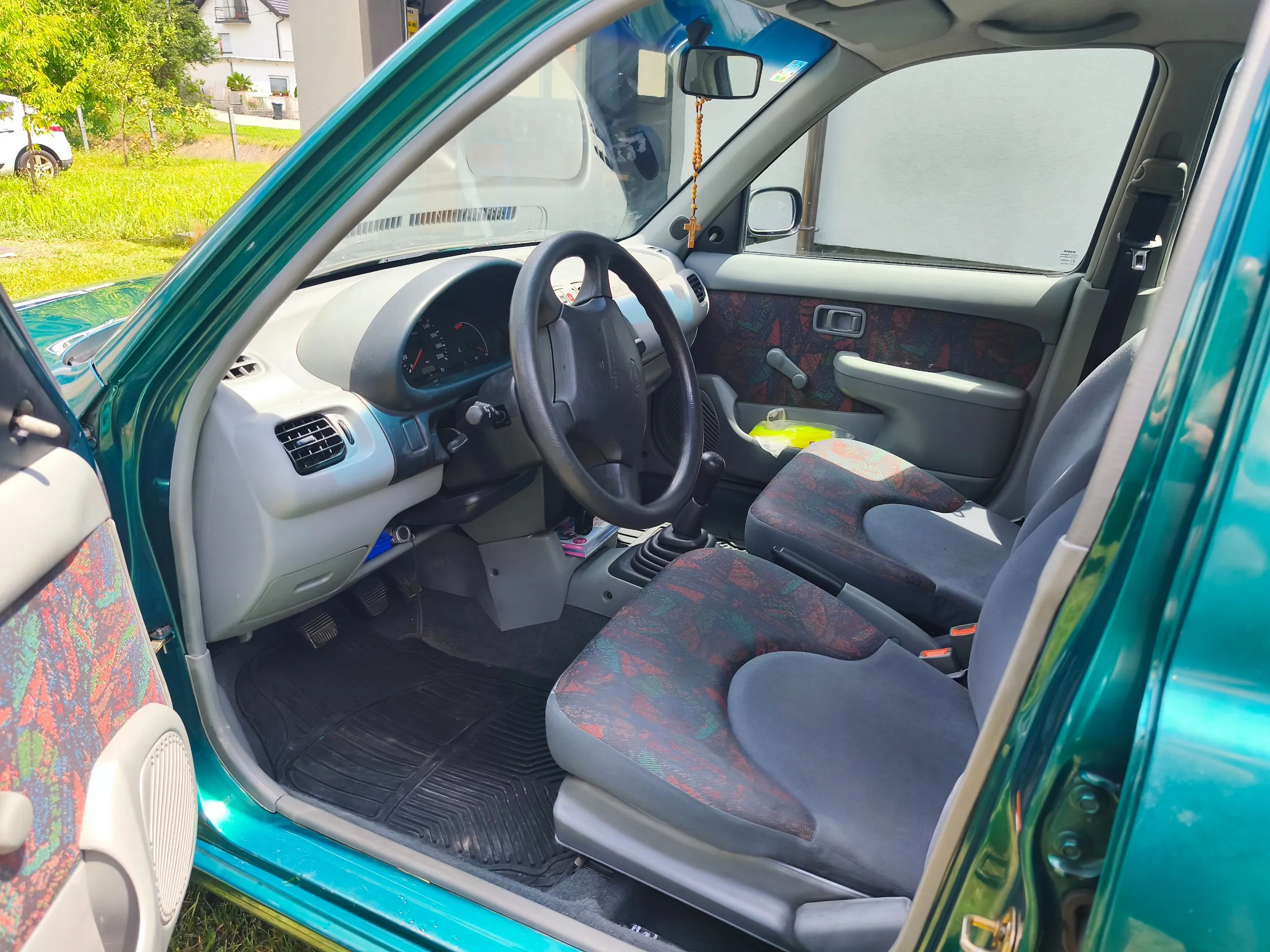 nisan micra - slika 4