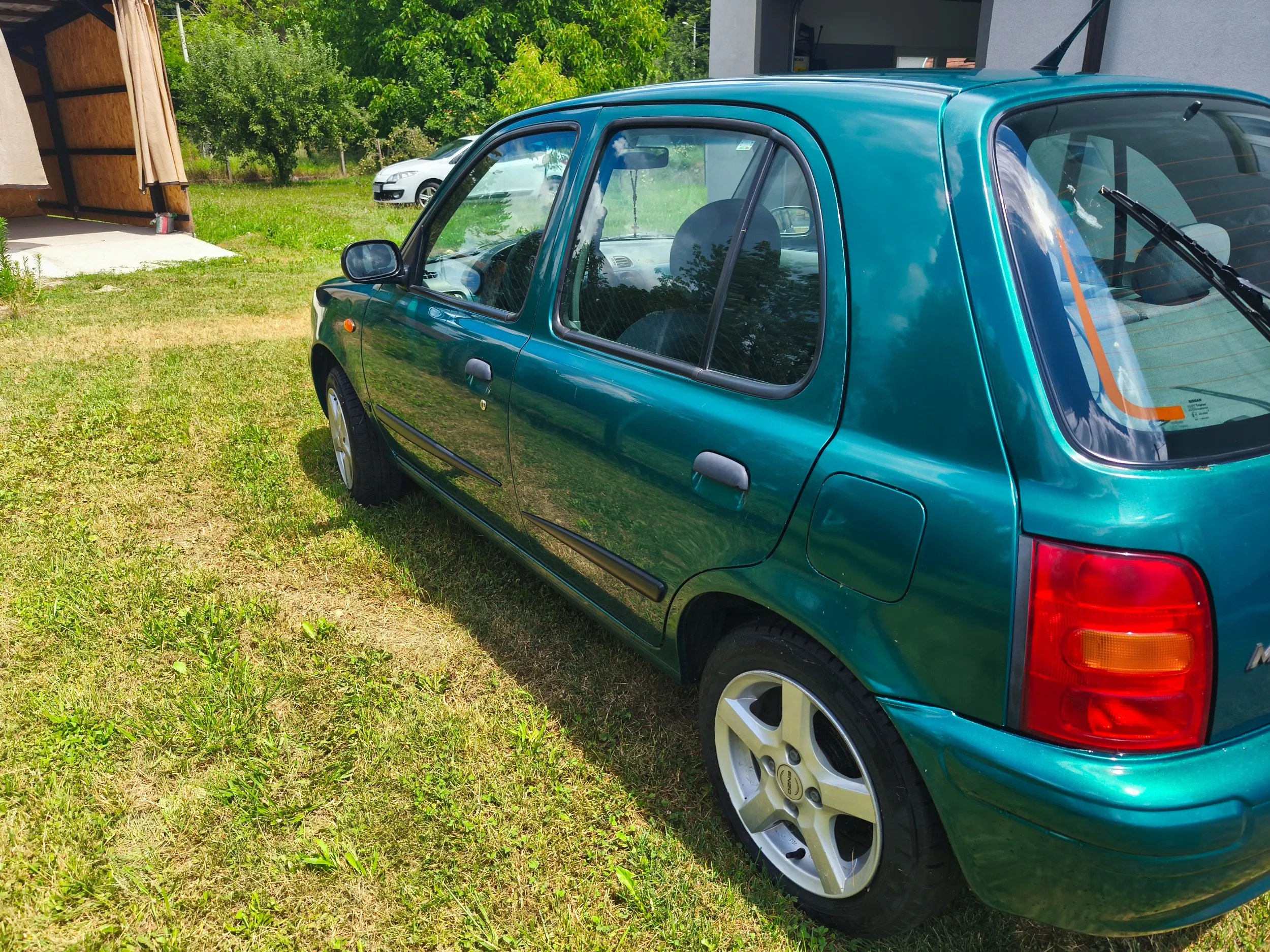 nisan micra - slika 9
