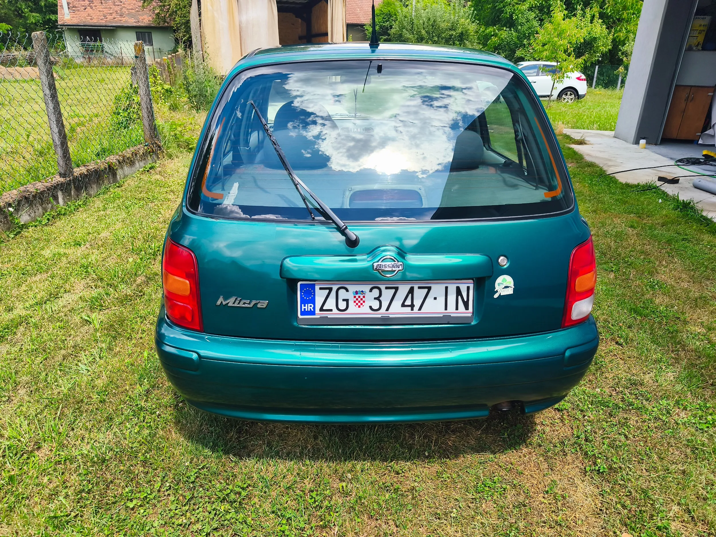 nisan micra - slika 10