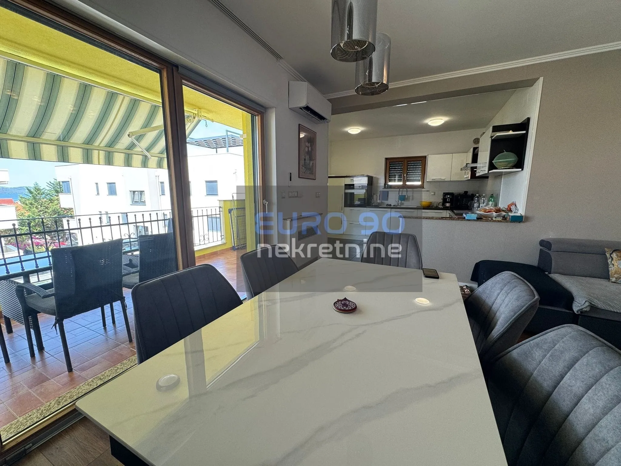 zadar/borik-namješten dvosoban stan 1.kat, 79 m2 s pogledom na more !! - slika 9