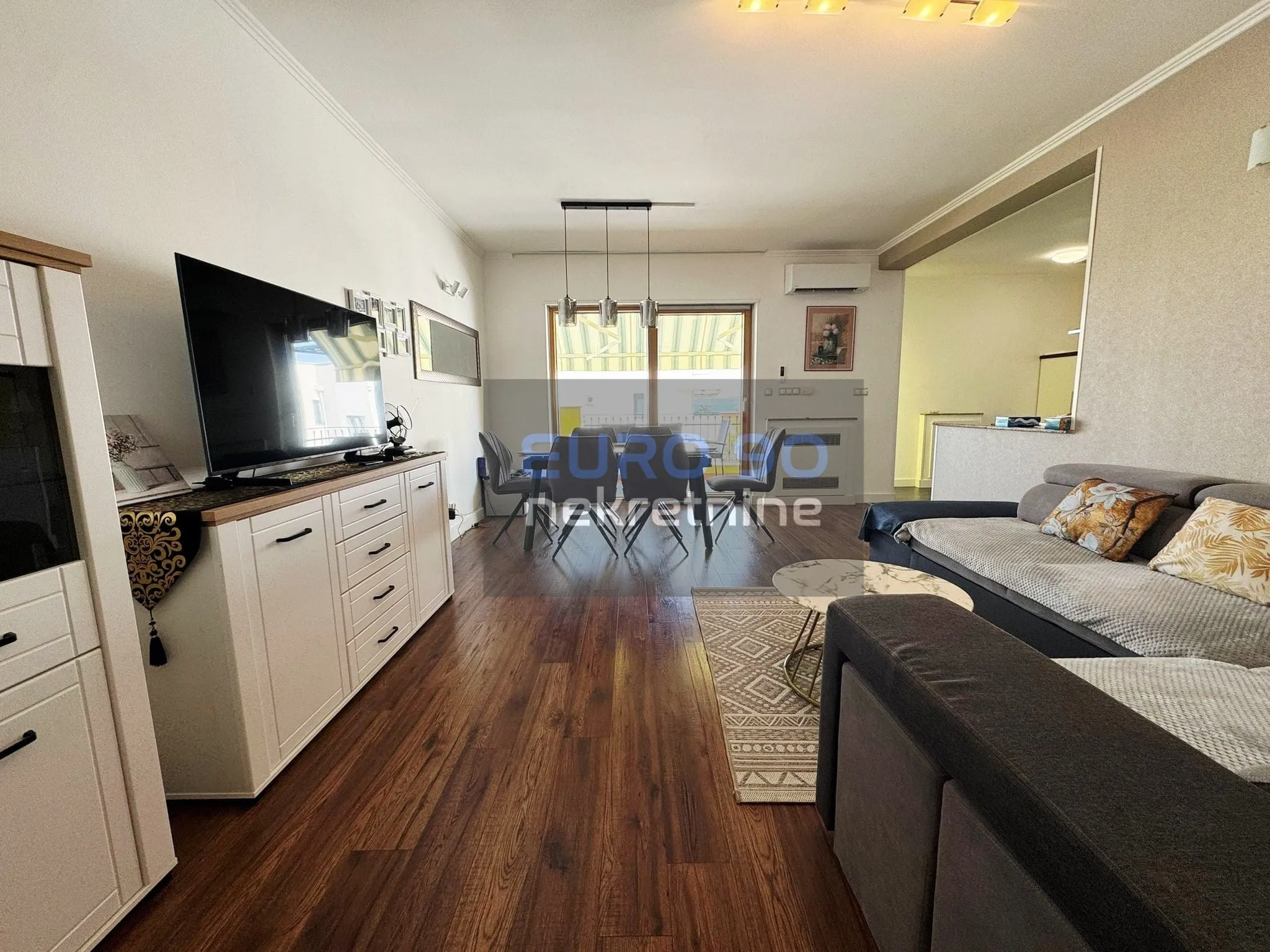 zadar/borik-namješten dvosoban stan 1.kat, 79 m2 s pogledom na more !! - slika 2