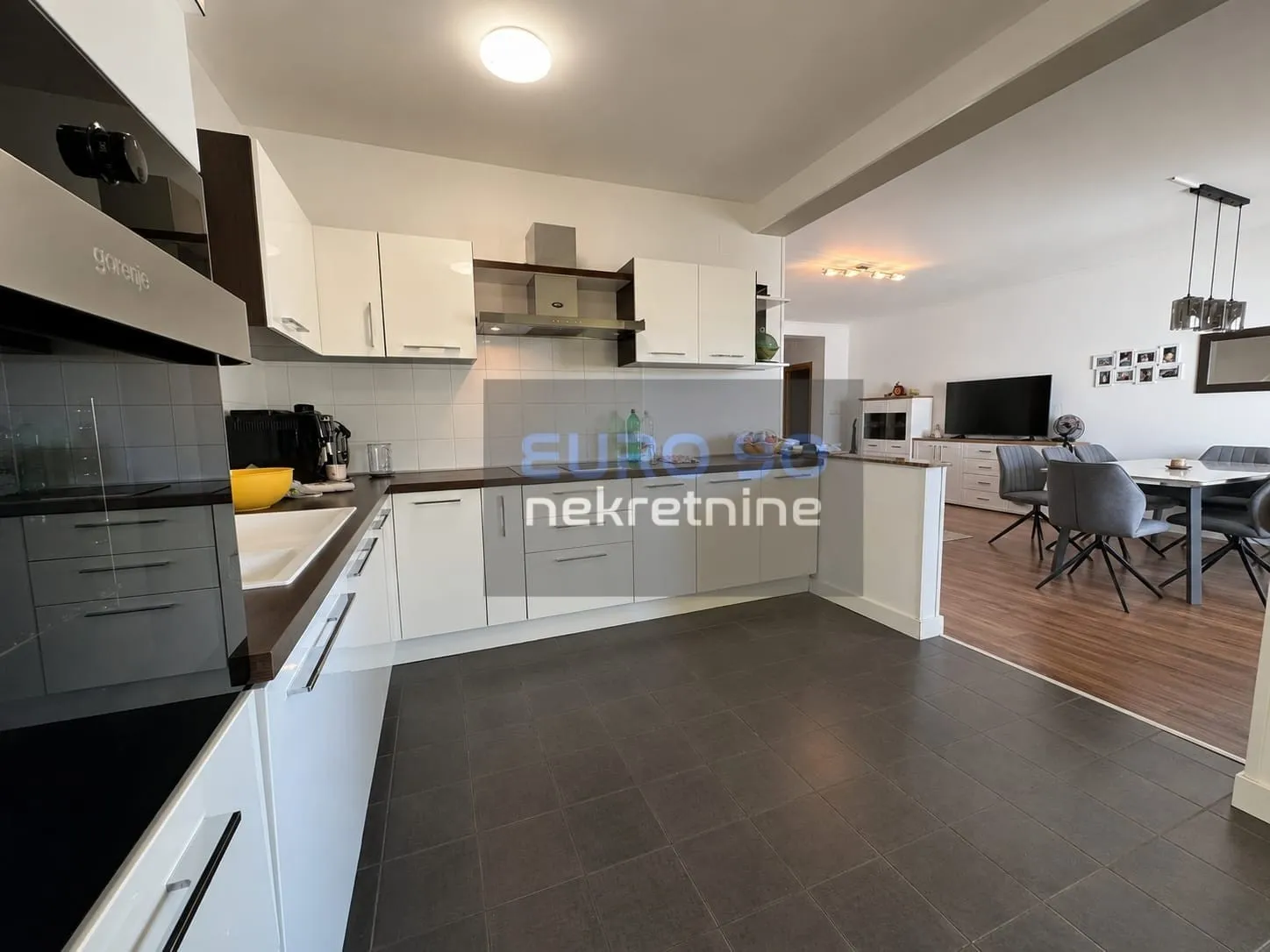 zadar/borik-namješten dvosoban stan 1.kat, 79 m2 s pogledom na more !! - slika 7