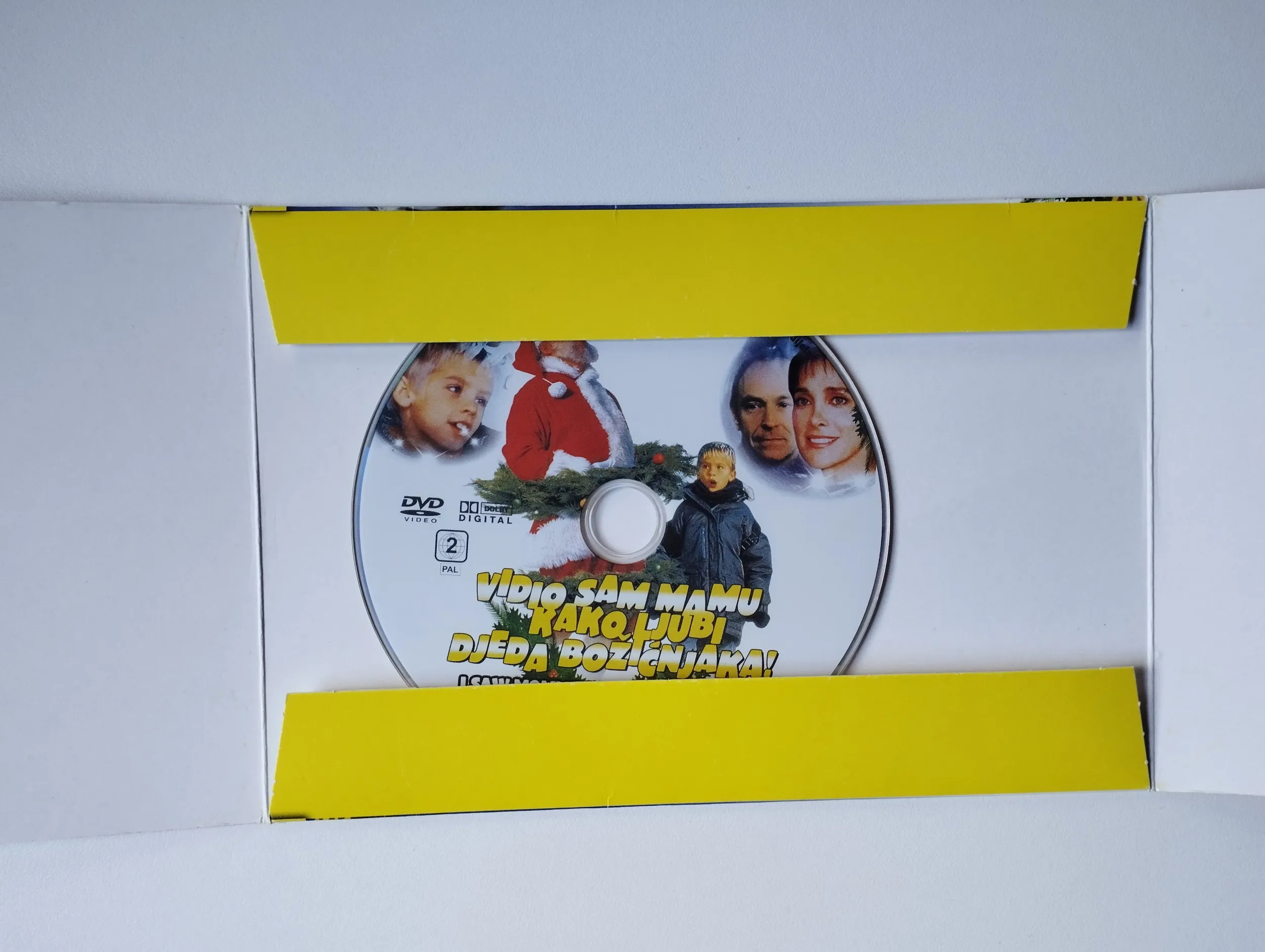 vidio sam mamu kako ljubi djeda božičnjaka! dvd - slika 2