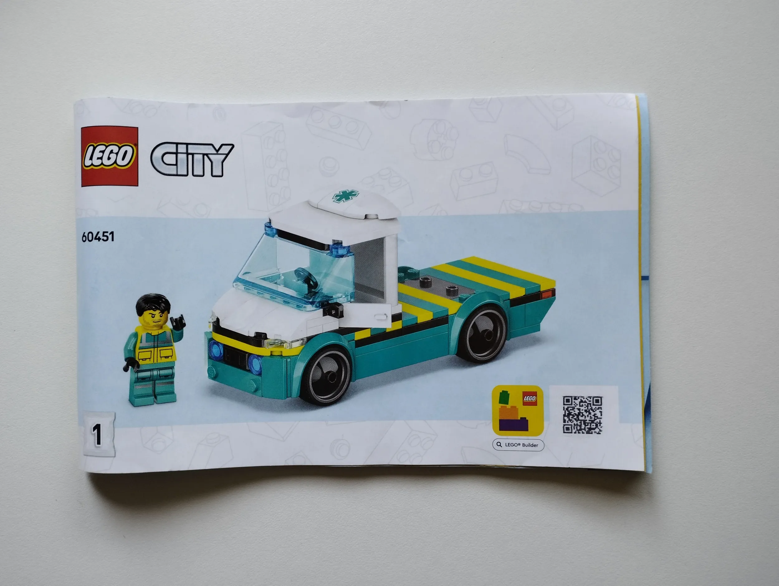 lego city 60451 emergency ambulance nepotpuno - slika 4