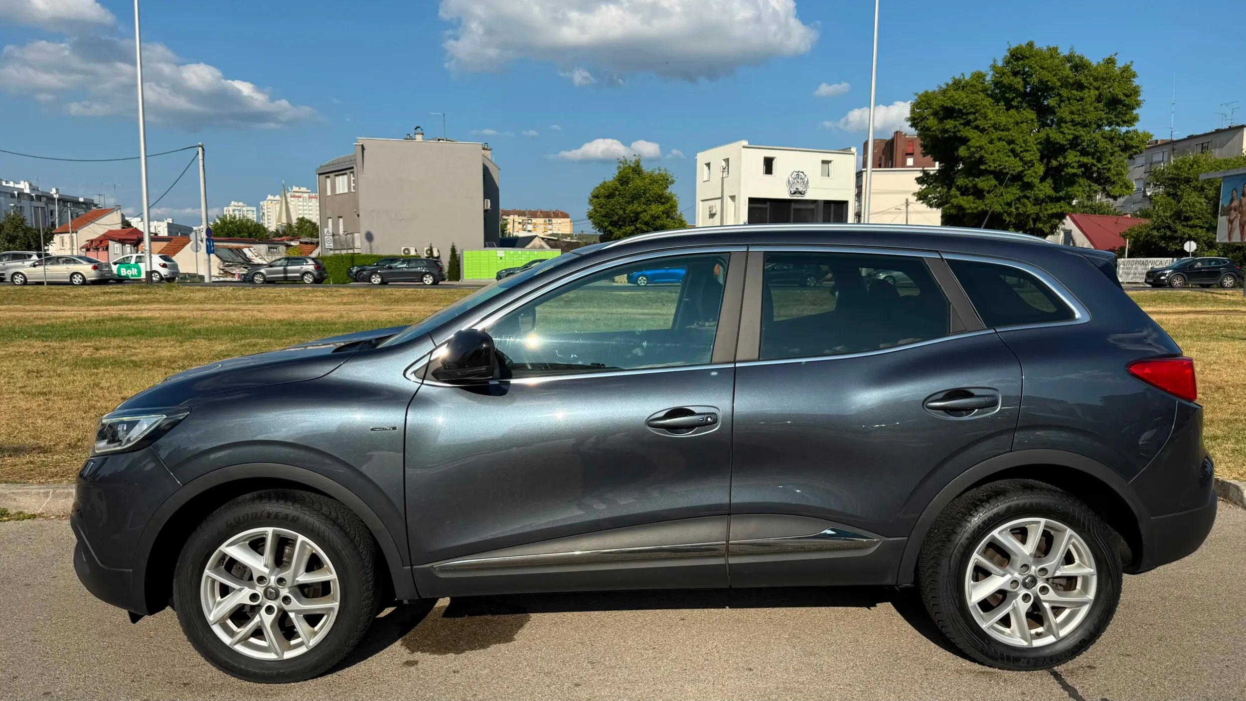 renault kadjar tce 130, limited, kamera, 90.000km, top - slika 6