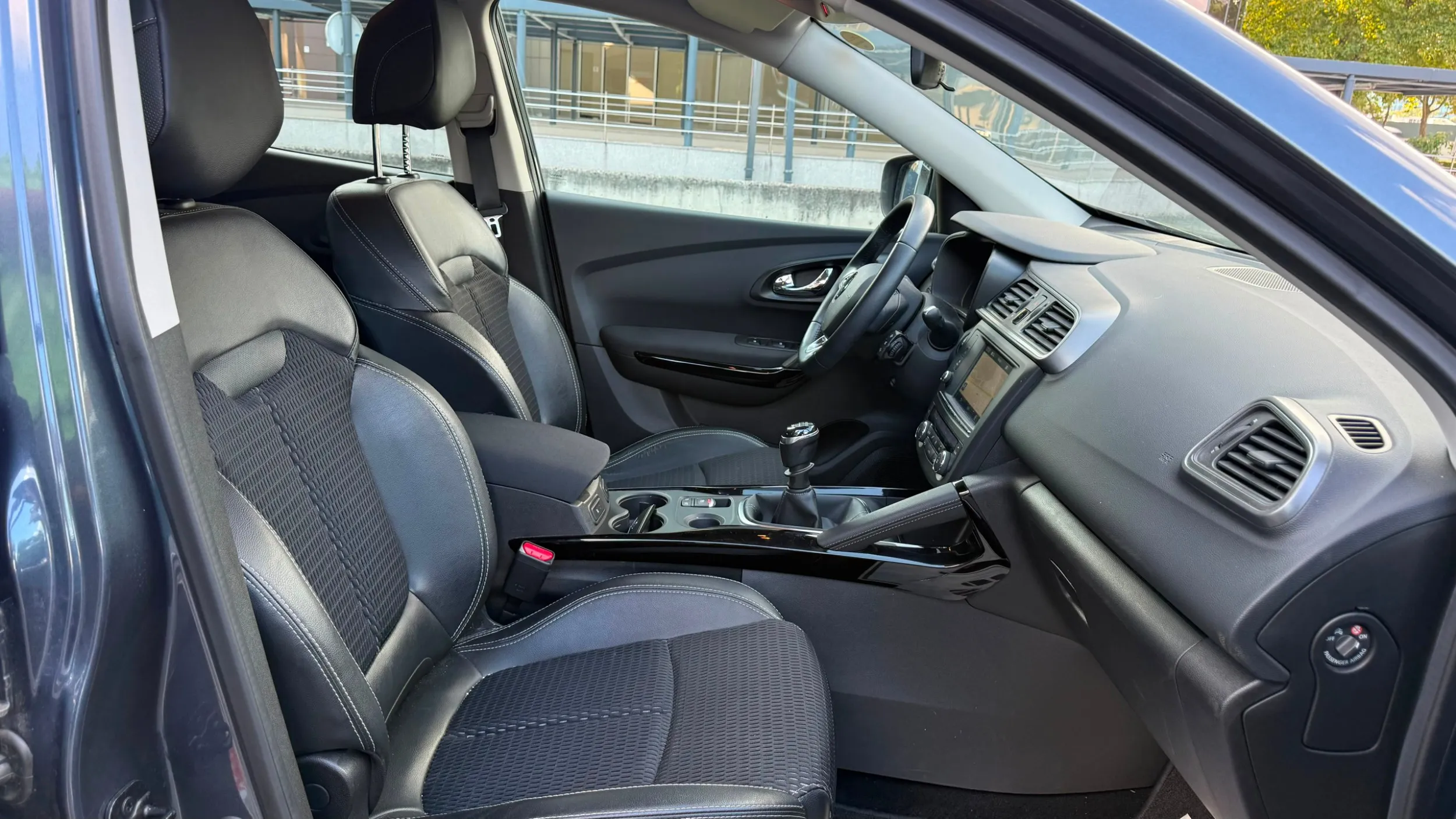 renault kadjar tce 130, limited, kamera, 90.000km, top - slika 22