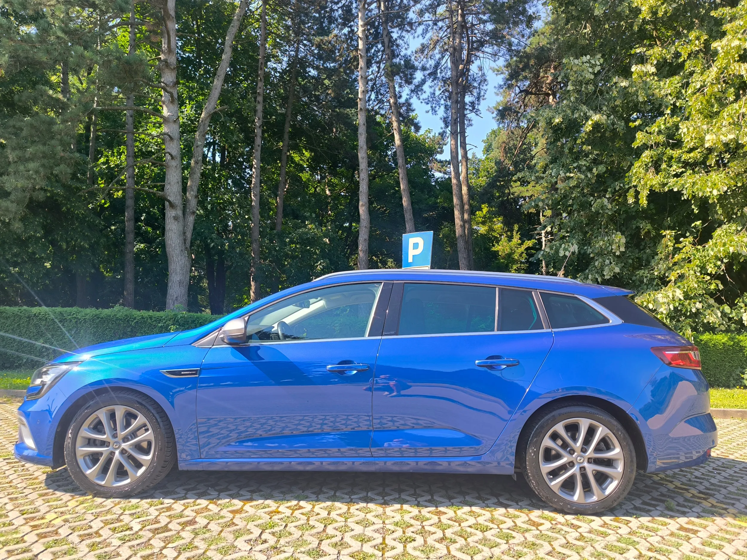 renault megane grandtour 205 gt, 4control, full led, ekstra stanje - slika 4