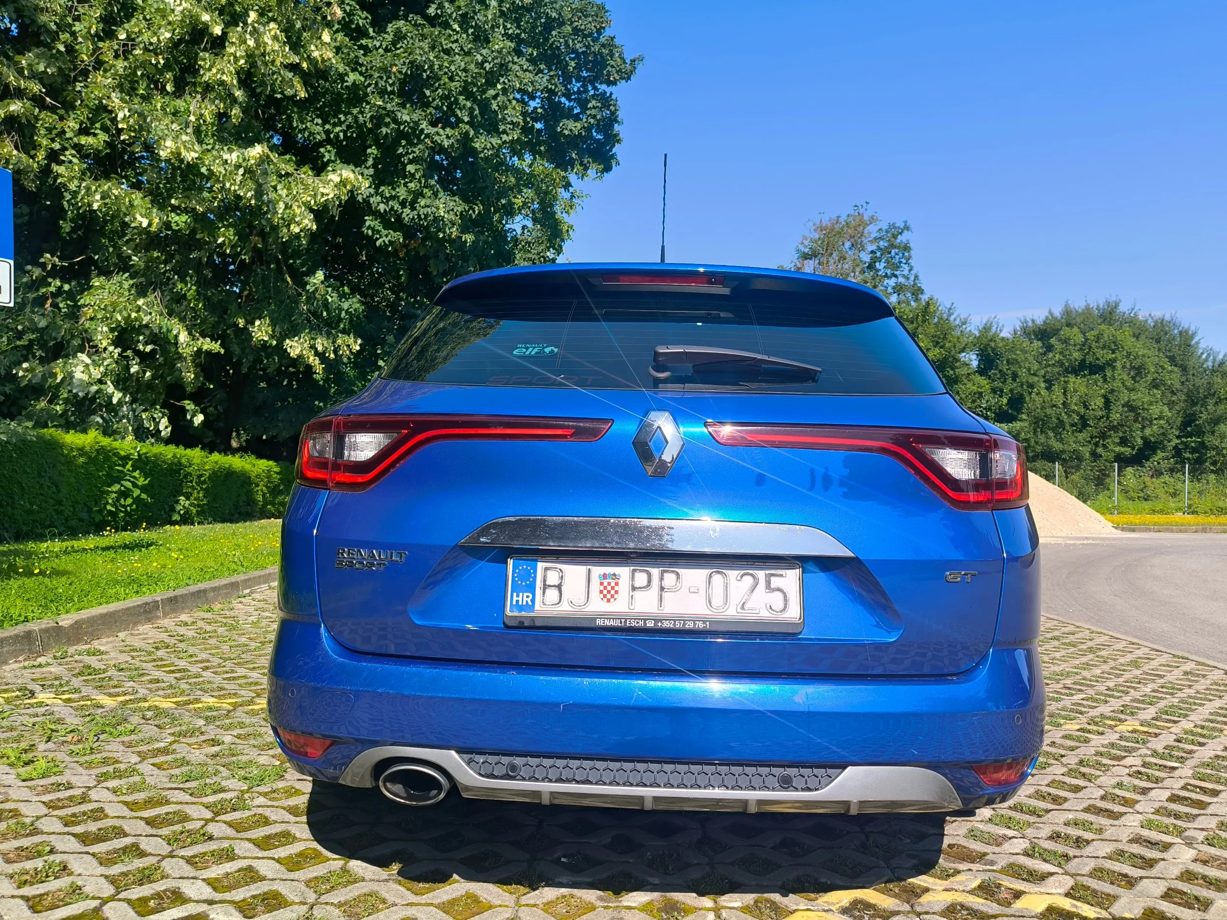 renault megane grandtour 205 gt, 4control, full led, ekstra stanje - slika 13