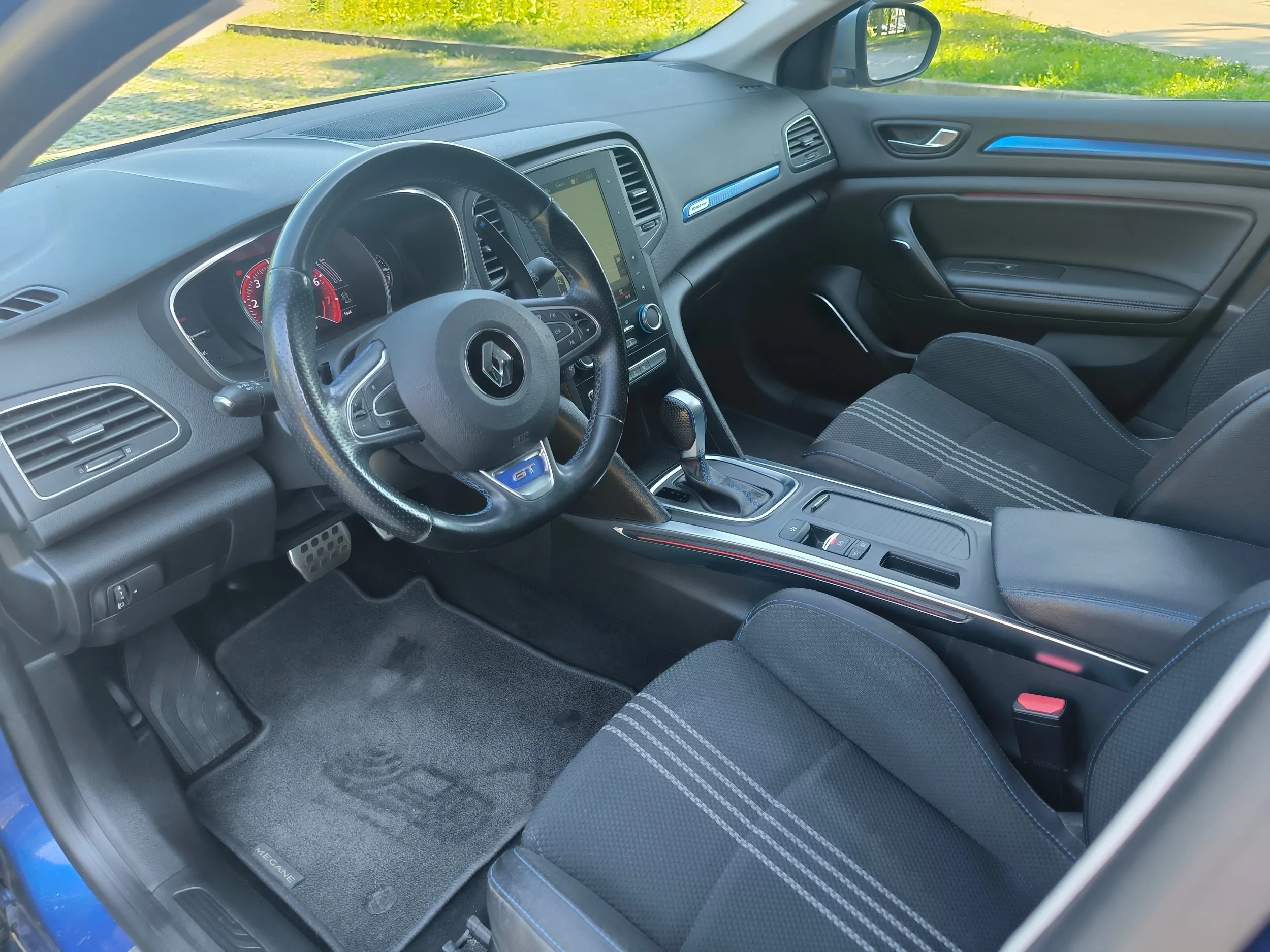 renault megane grandtour 205 gt, 4control, full led, ekstra stanje - slika 20