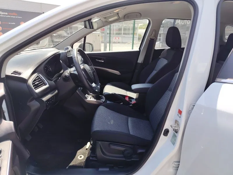 suzuki sx4 s-cross 1,4 2wd gl+ (premium) - slika 14
