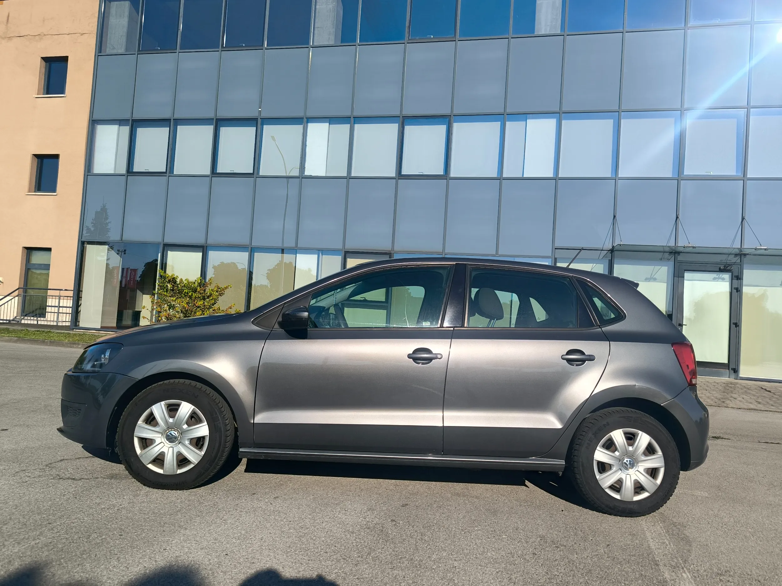 vw polo 1,4, hr auto, 1.vl. - slika 4