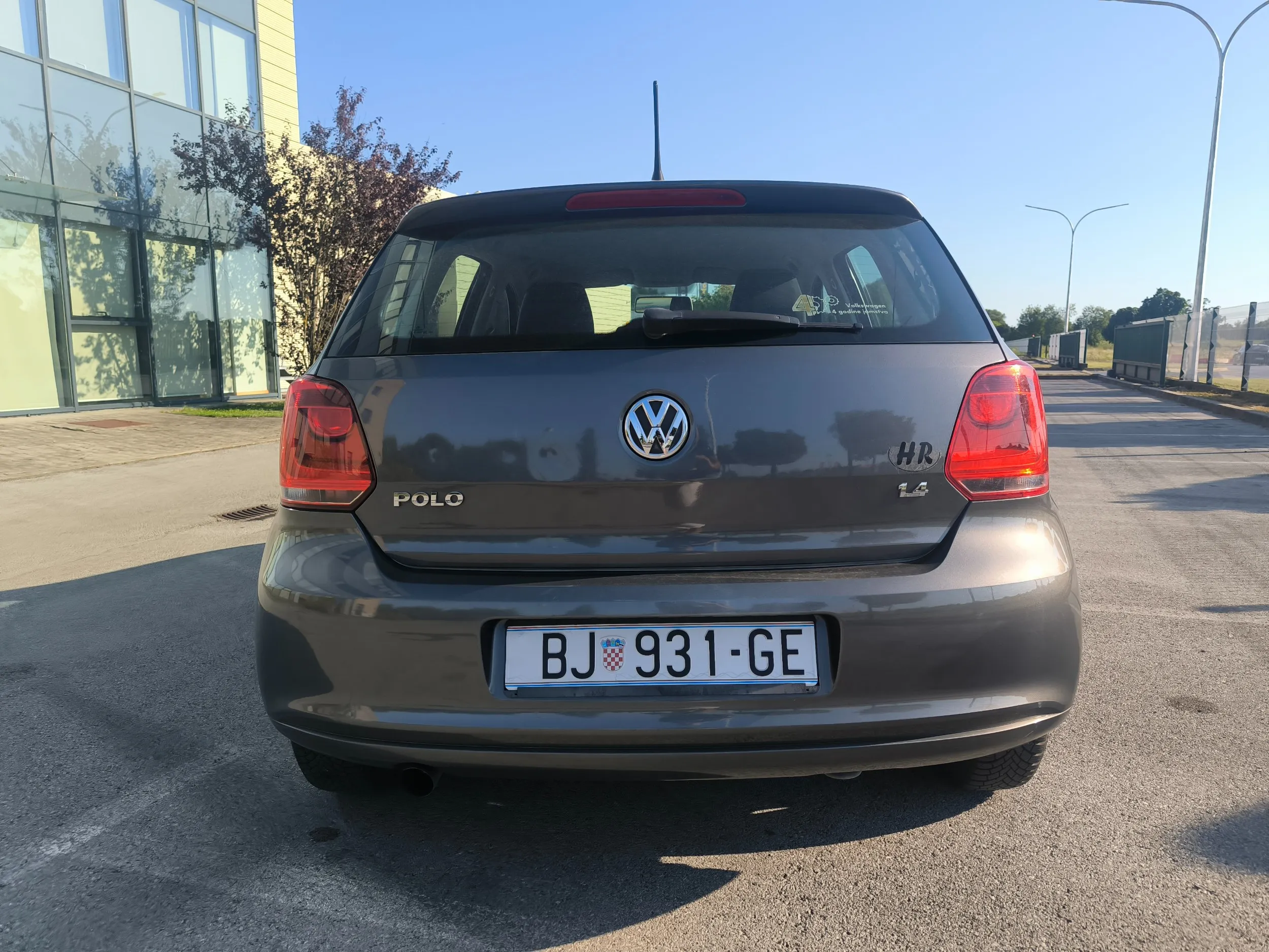 vw polo 1,4, hr auto, 1.vl. - slika 14