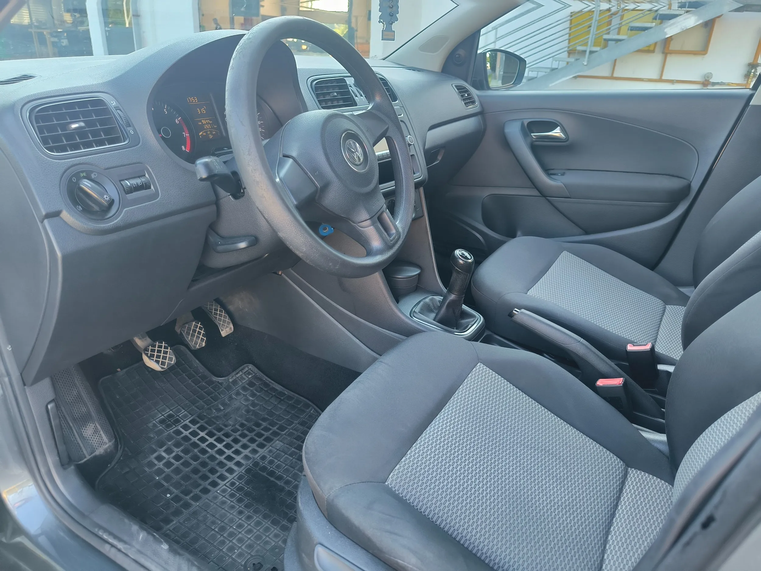 vw polo 1,4, hr auto, 1.vl. - slika 15
