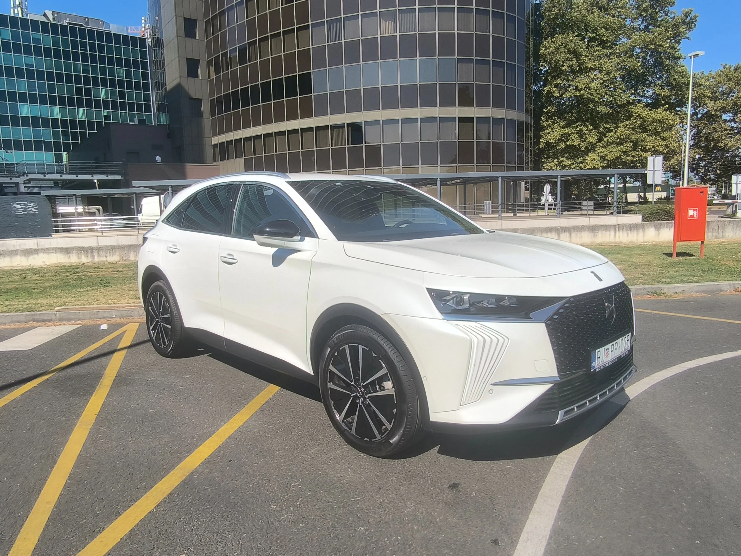ds7 crossback, e-tense 225,rivoli, plug-in hybrid, redizajn, kao nov - slika 13
