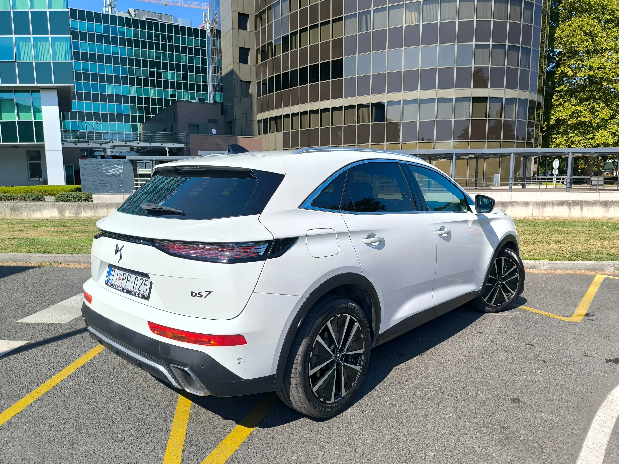 ds7 crossback, e-tense 225,rivoli, plug-in hybrid, redizajn, kao nov - slika 4