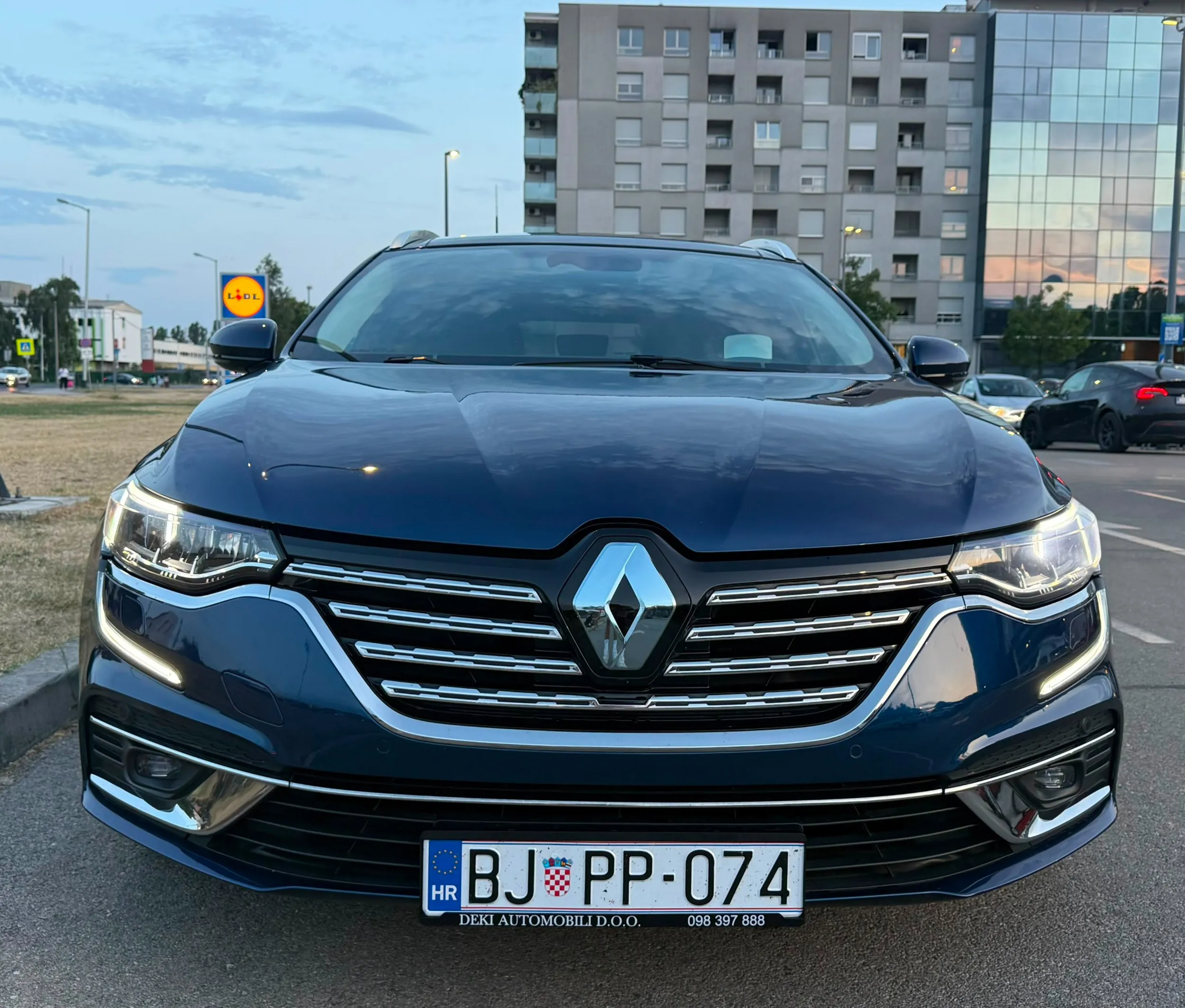 renault talisman grandtour 1,3tce, intens,u pdv-u, panorama, top - slika 2