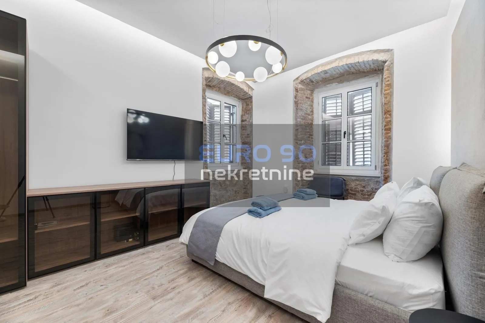 zadar /poluotok-stan s dva apartmana na top lokaciji, 69 m2,2.kat!!! - slika 4