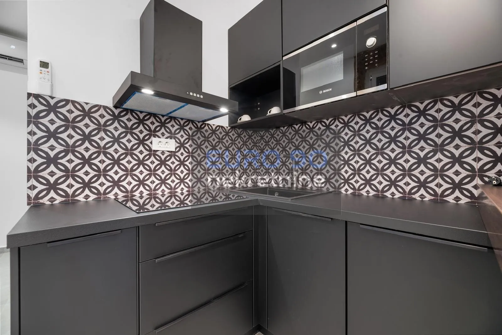 zadar /poluotok-stan s dva apartmana na top lokaciji, 69 m2,2.kat!!! - slika 6
