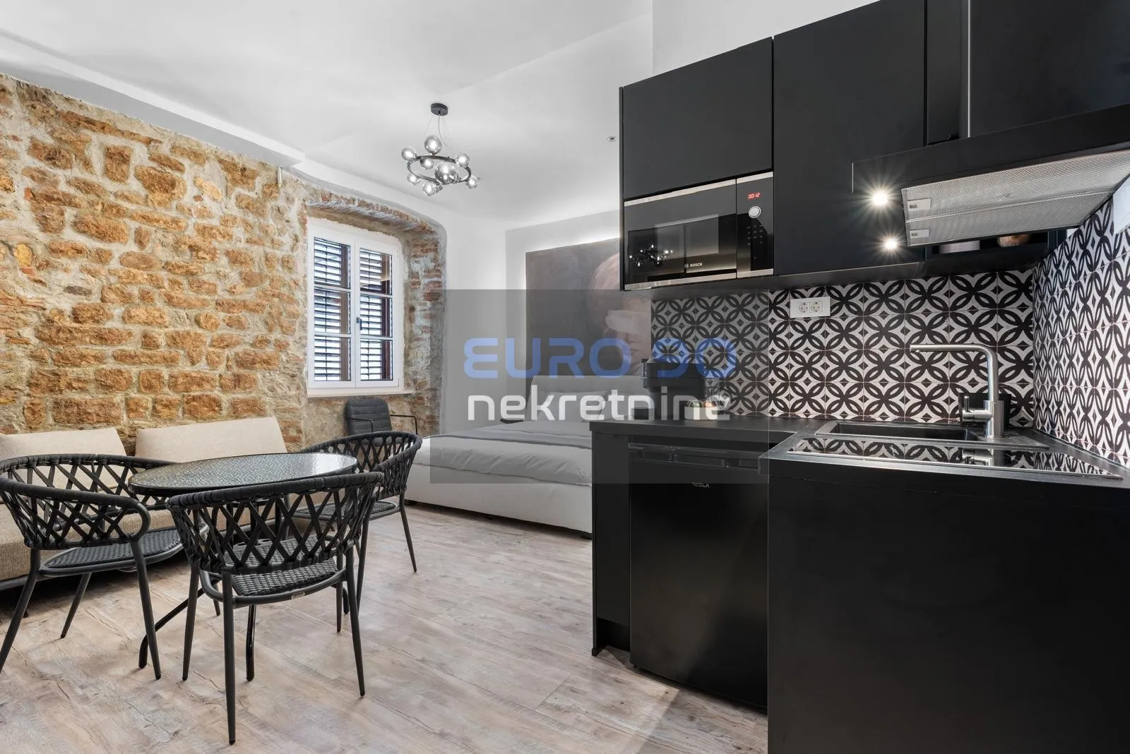 zadar /poluotok-stan s dva apartmana na top lokaciji, 69 m2,2.kat!!! - slika 19