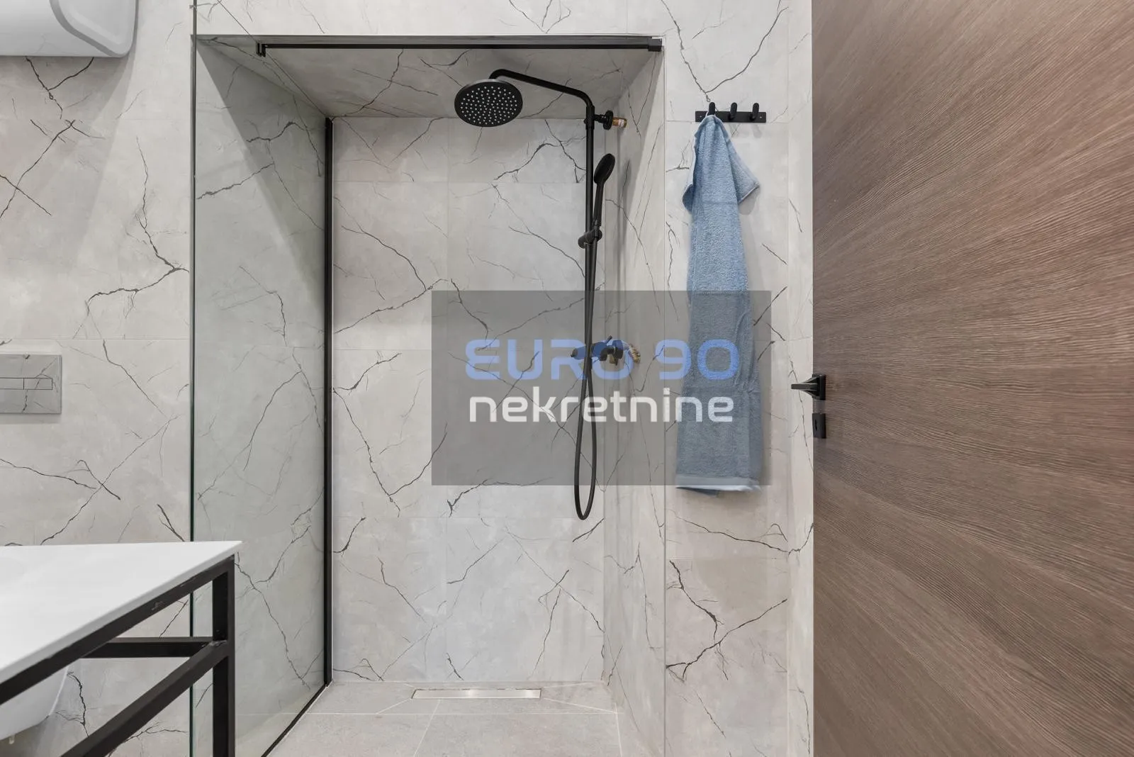 zadar /poluotok-stan s dva apartmana na top lokaciji, 69 m2,2.kat!!! - slika 28