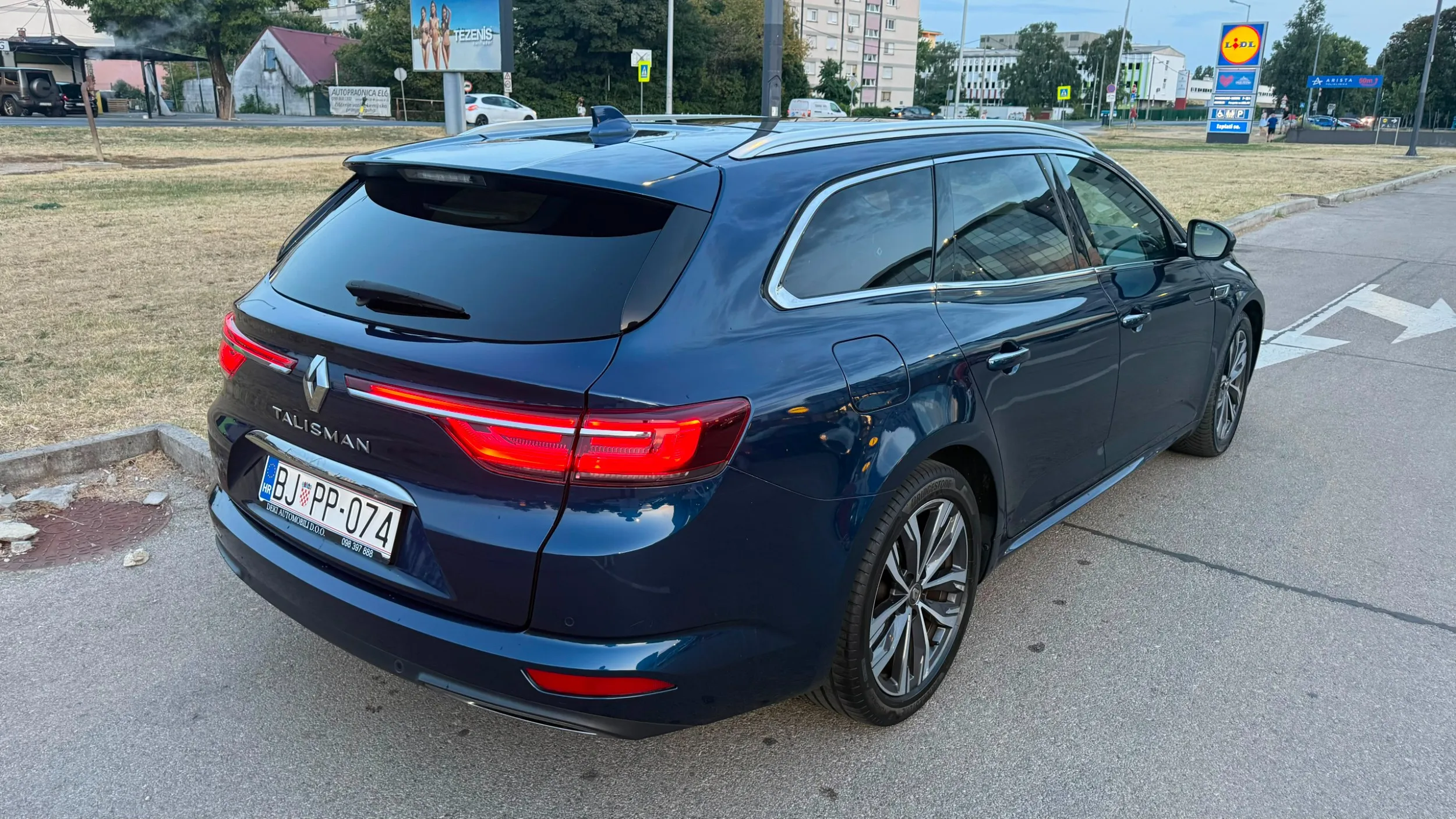 renault talisman grandtour 1,3tce, intens,u pdv-u, panorama, top - slika 12