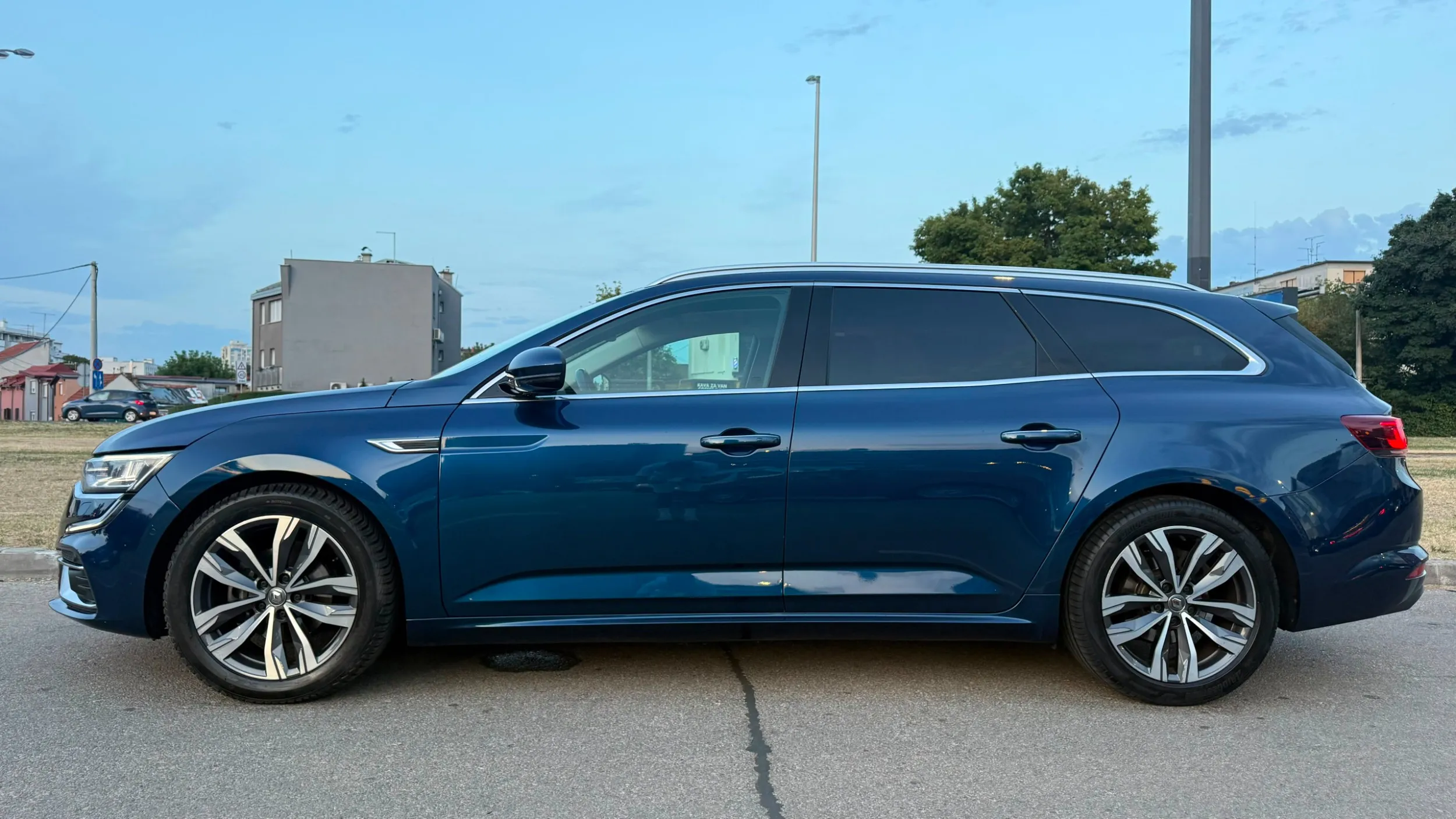 renault talisman grandtour 1,3tce, intens,u pdv-u, panorama, top - slika 14