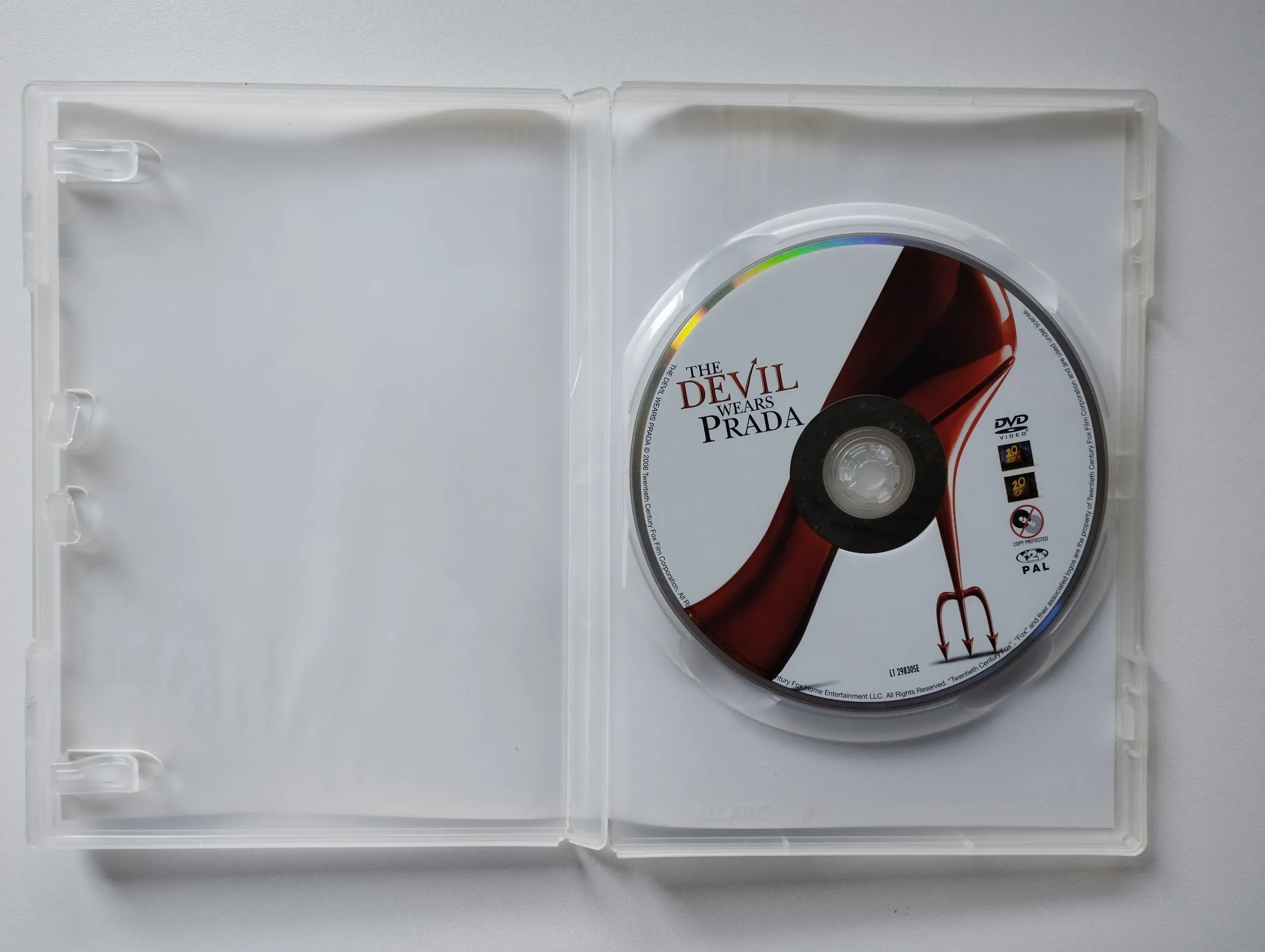 vrag nosi pradu dvd - slika 2