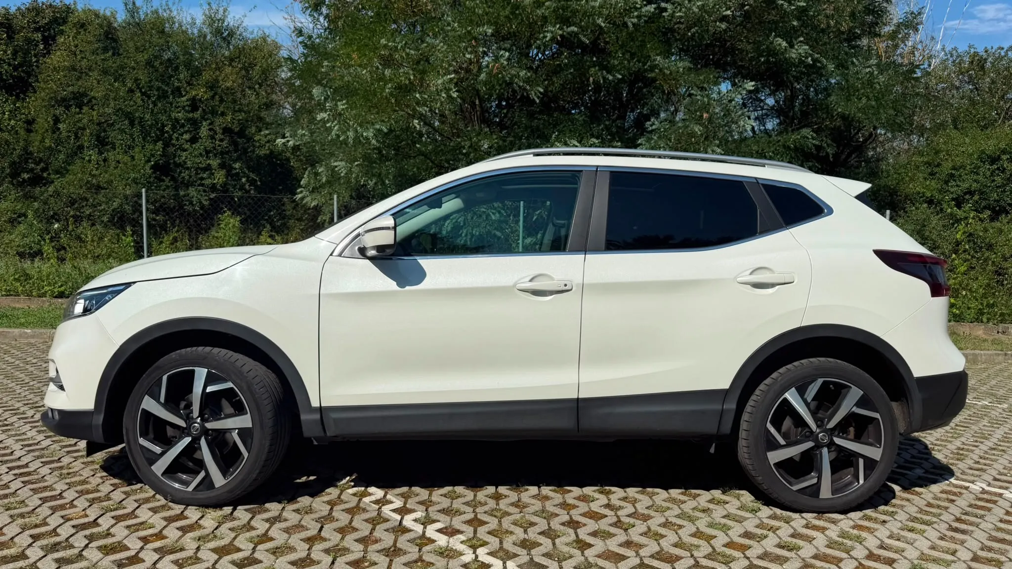 nissan qashqai 1,3 dig-t, tekna, automatik,panorama, ekstra stanje - slika 6