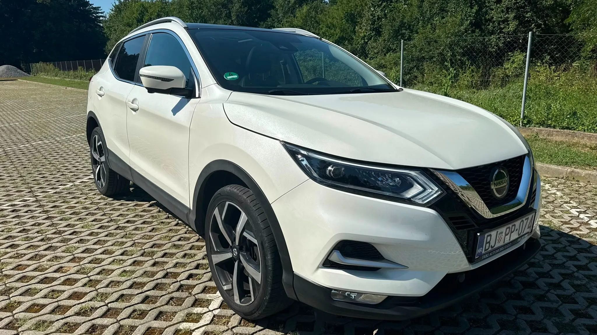 nissan qashqai 1,3 dig-t, tekna, automatik,panorama, ekstra stanje - slika 7