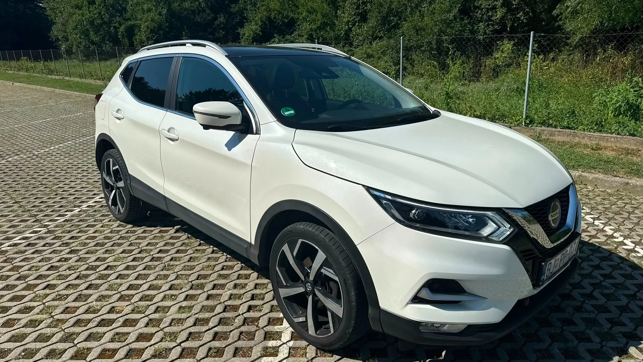 nissan qashqai 1,3 dig-t, tekna, automatik,panorama, ekstra stanje - slika 9