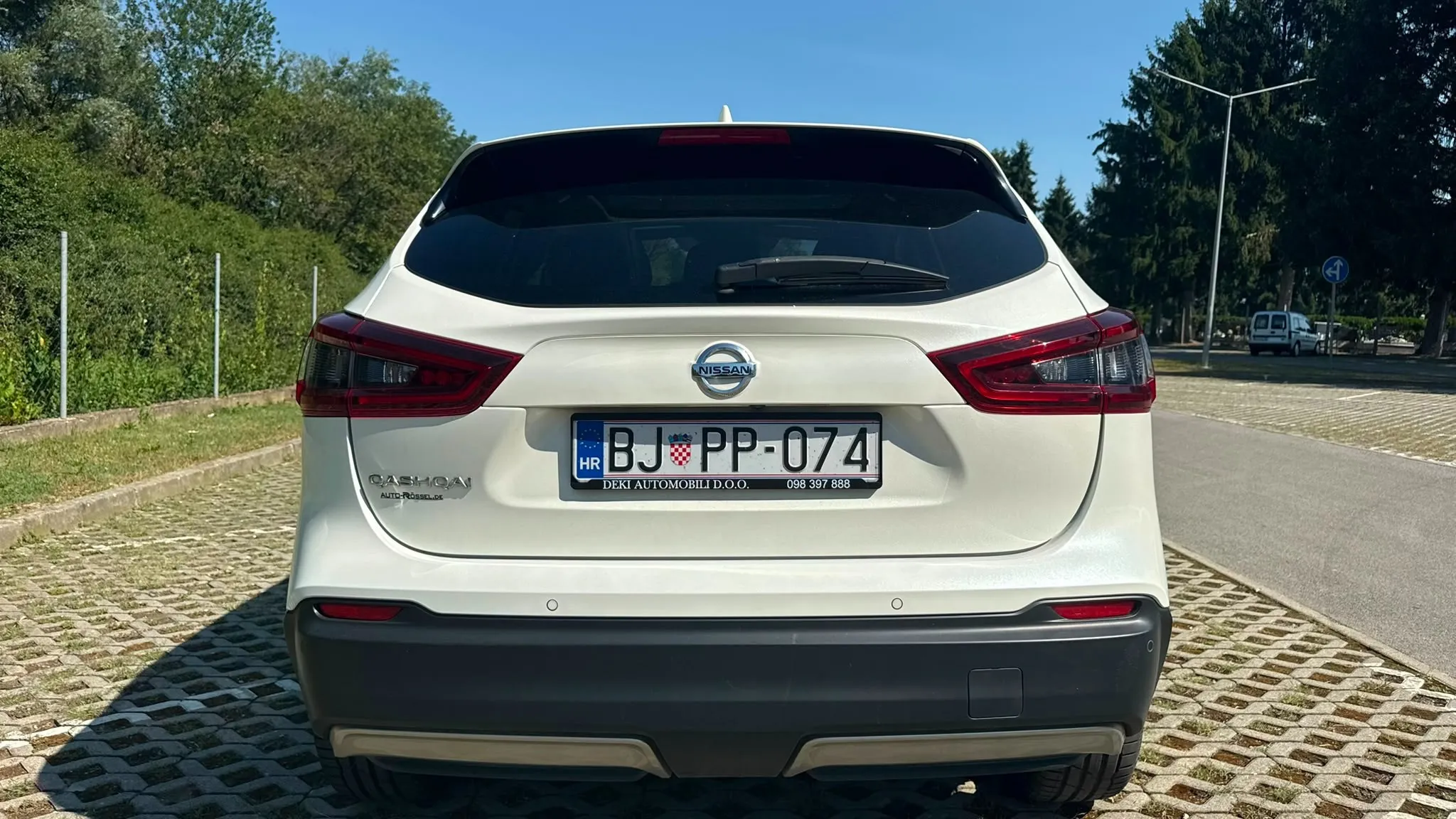 nissan qashqai 1,3 dig-t, tekna, automatik,panorama, ekstra stanje - slika 10
