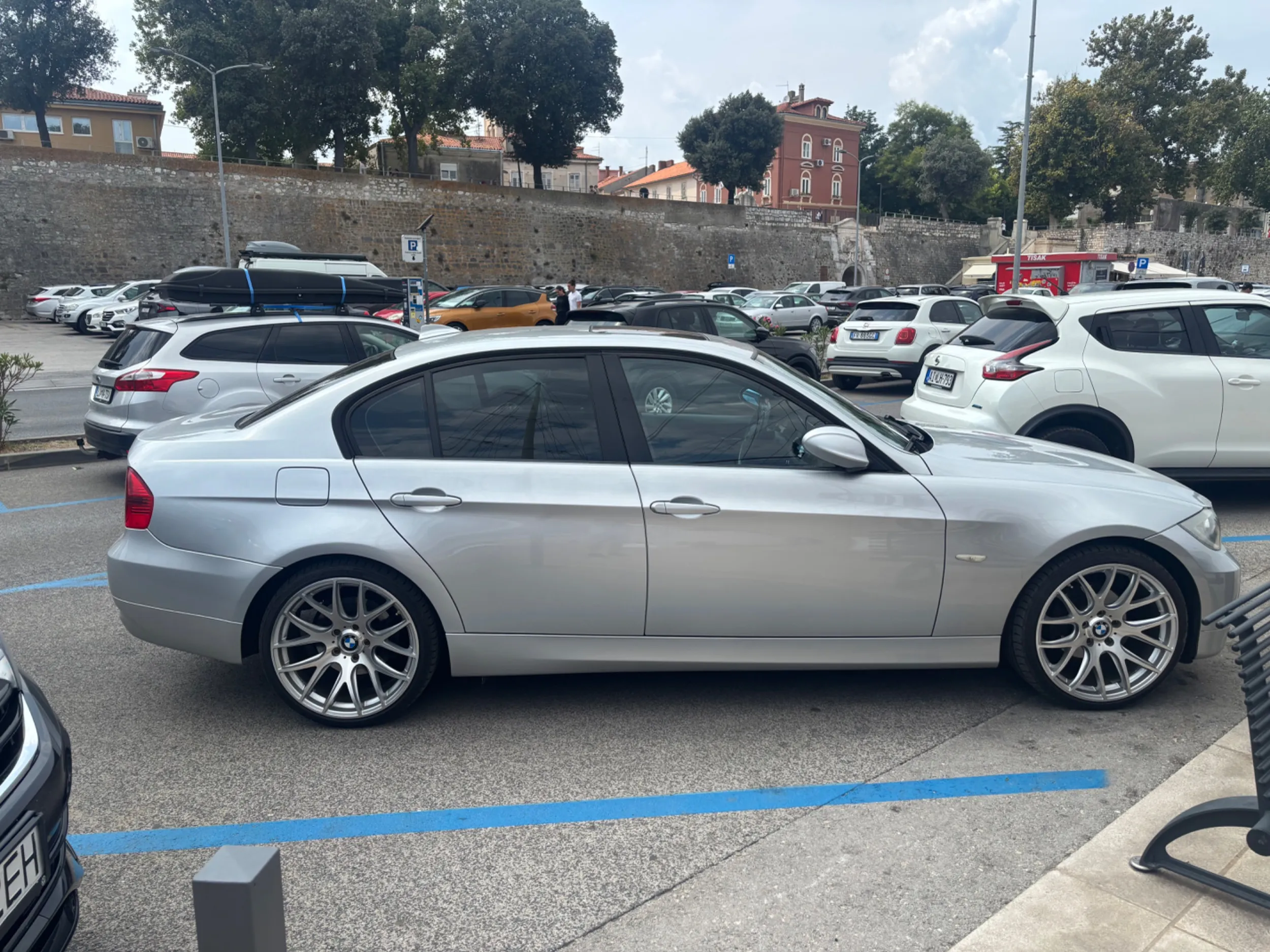 bmw e90 320i automatik - slika 12