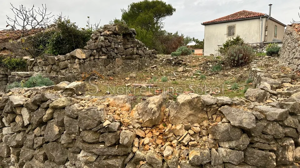 belej, otok cres - kuća (ruševina), 20 m2 prodaja - slika 4