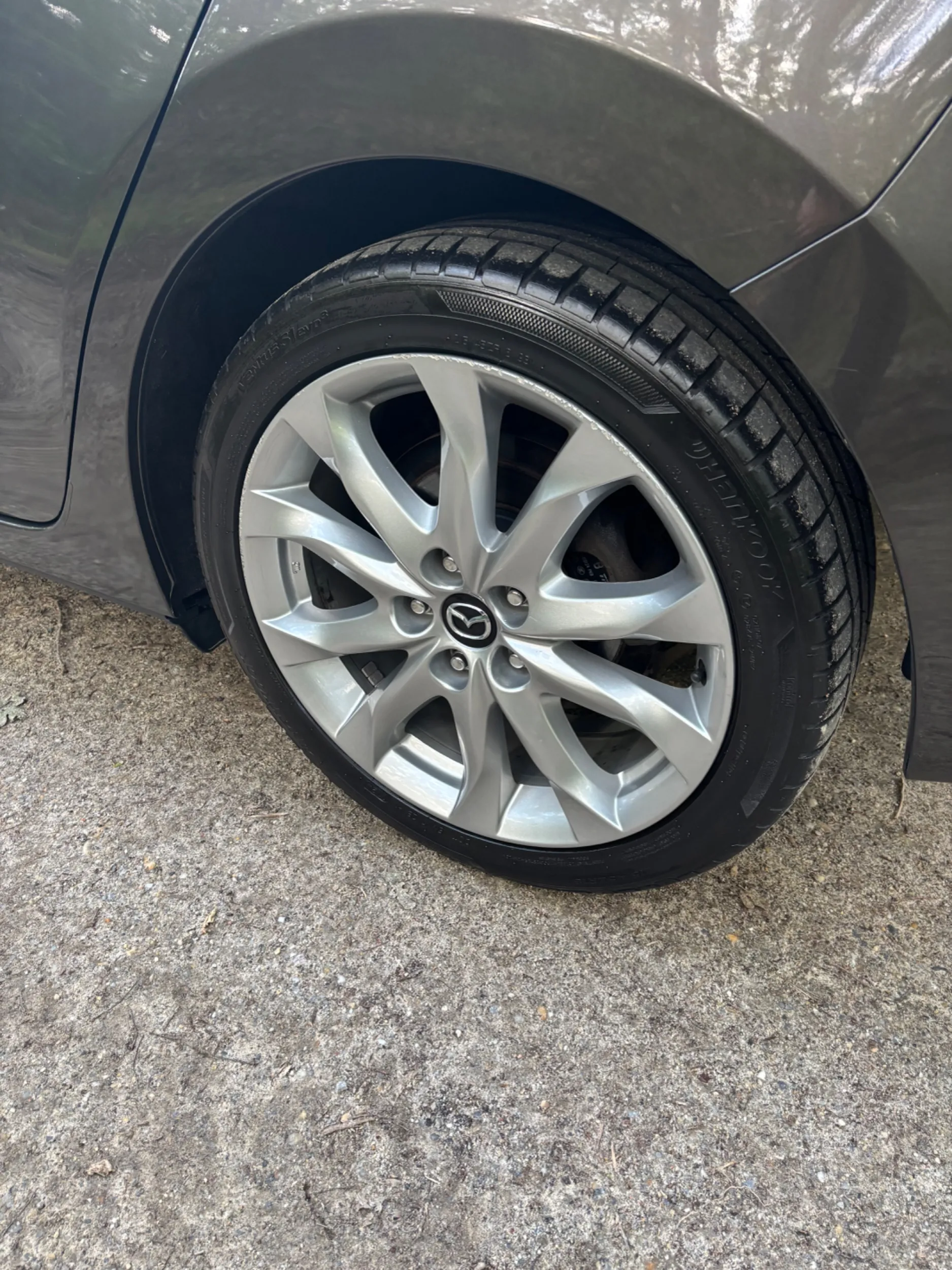 mazda 3 2.2 skyactiv - slika 1